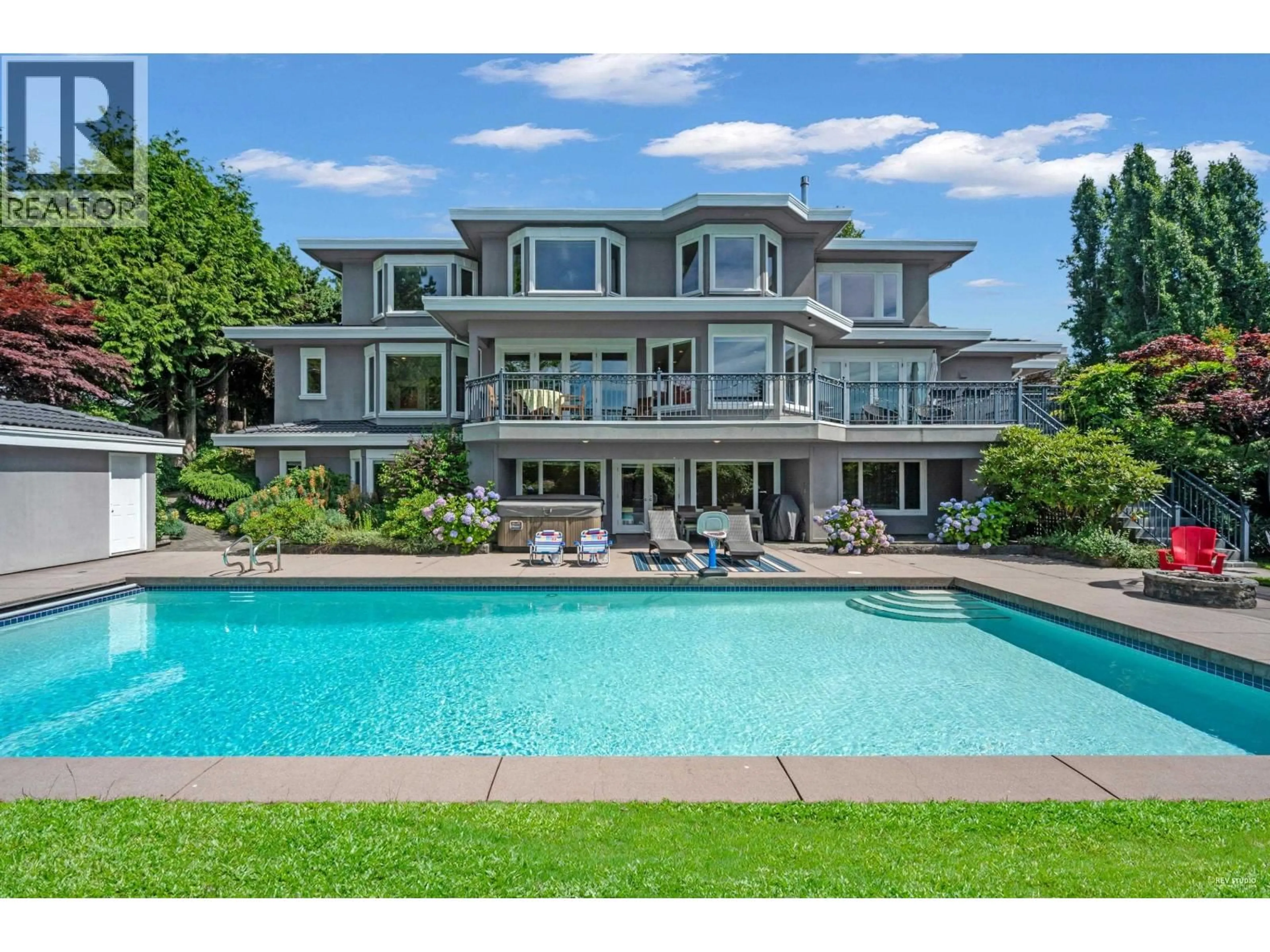 Pool for 848 FAIRMILE ROAD, West Vancouver British Columbia V7S1R3