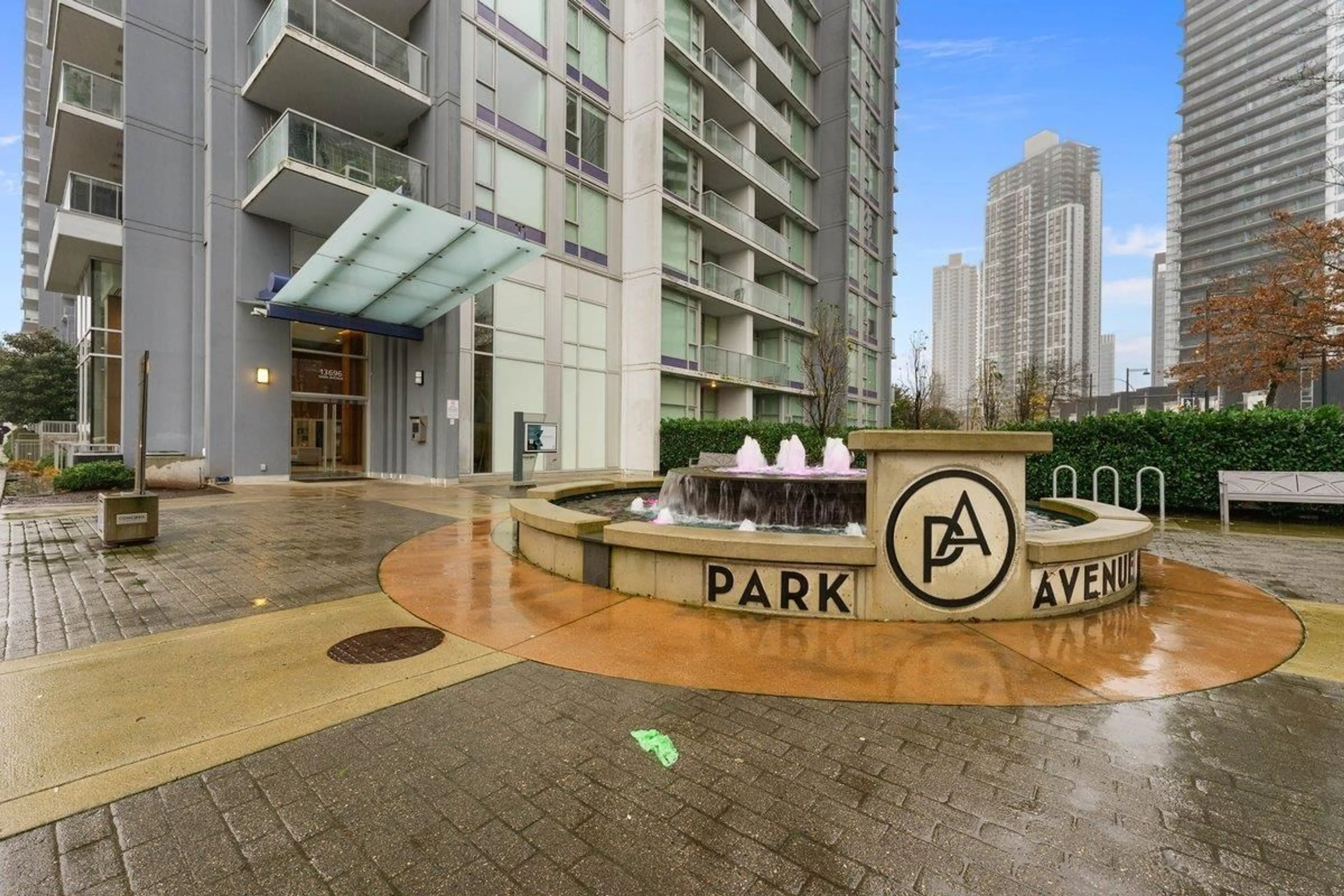 Patio, city buildings view from balcony for 3511 - 13696 100 AVENUE, Surrey British Columbia V3T0L5