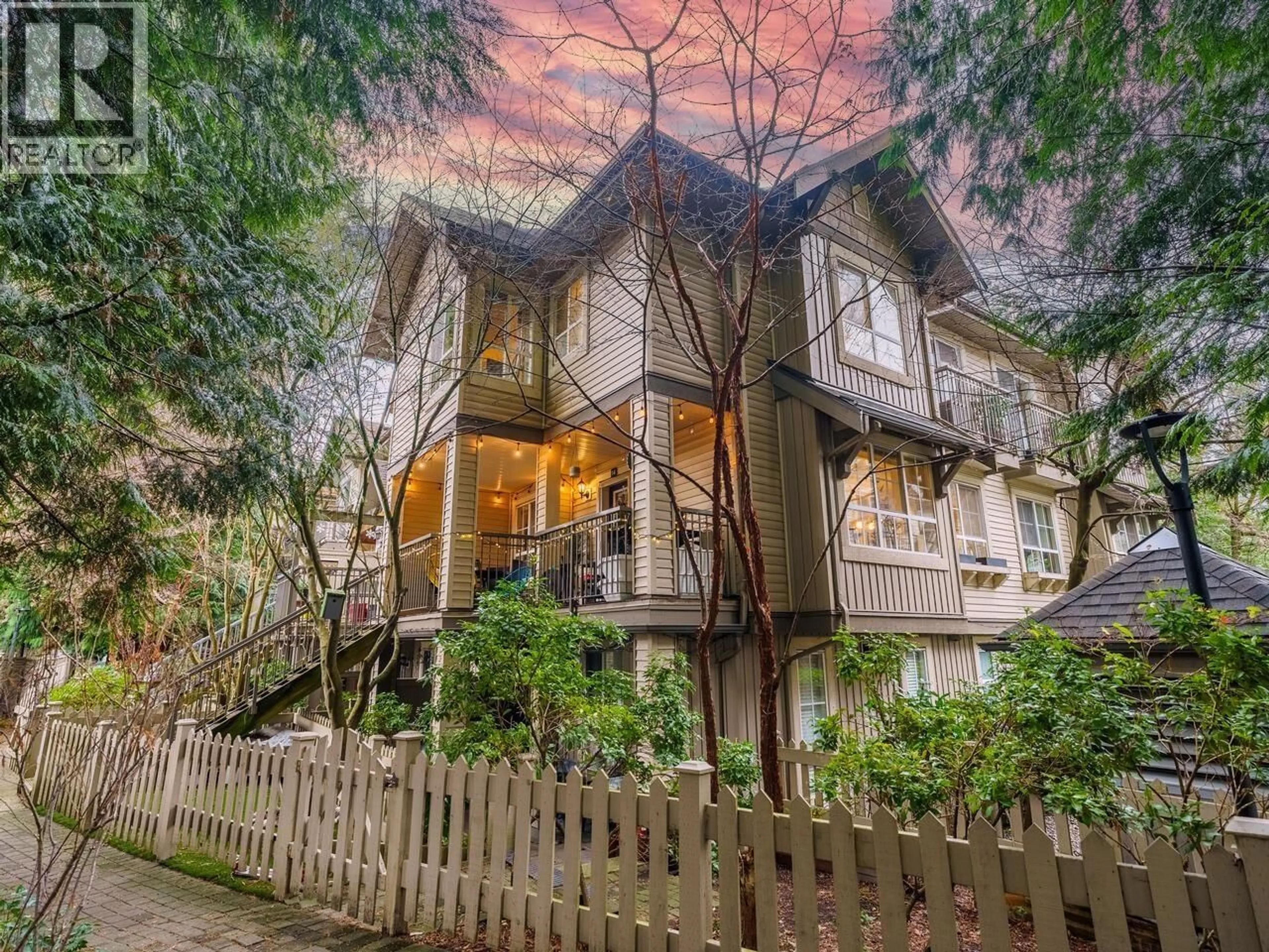 Unknown for 14 - 7503 18TH STREET, Burnaby British Columbia V3N5E8