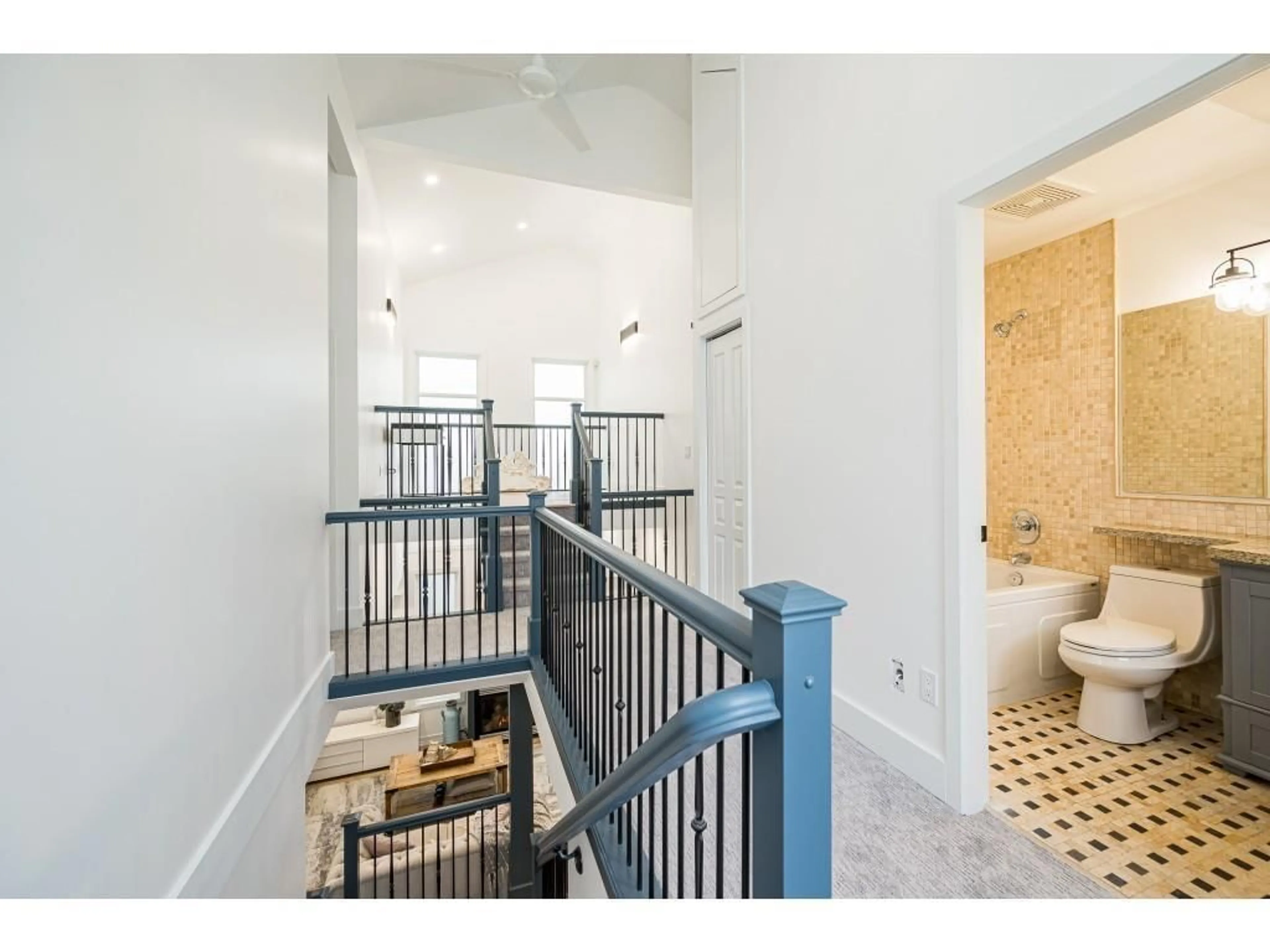 Unknown for 14057 66 AVENUE, Surrey British Columbia V3W2B2