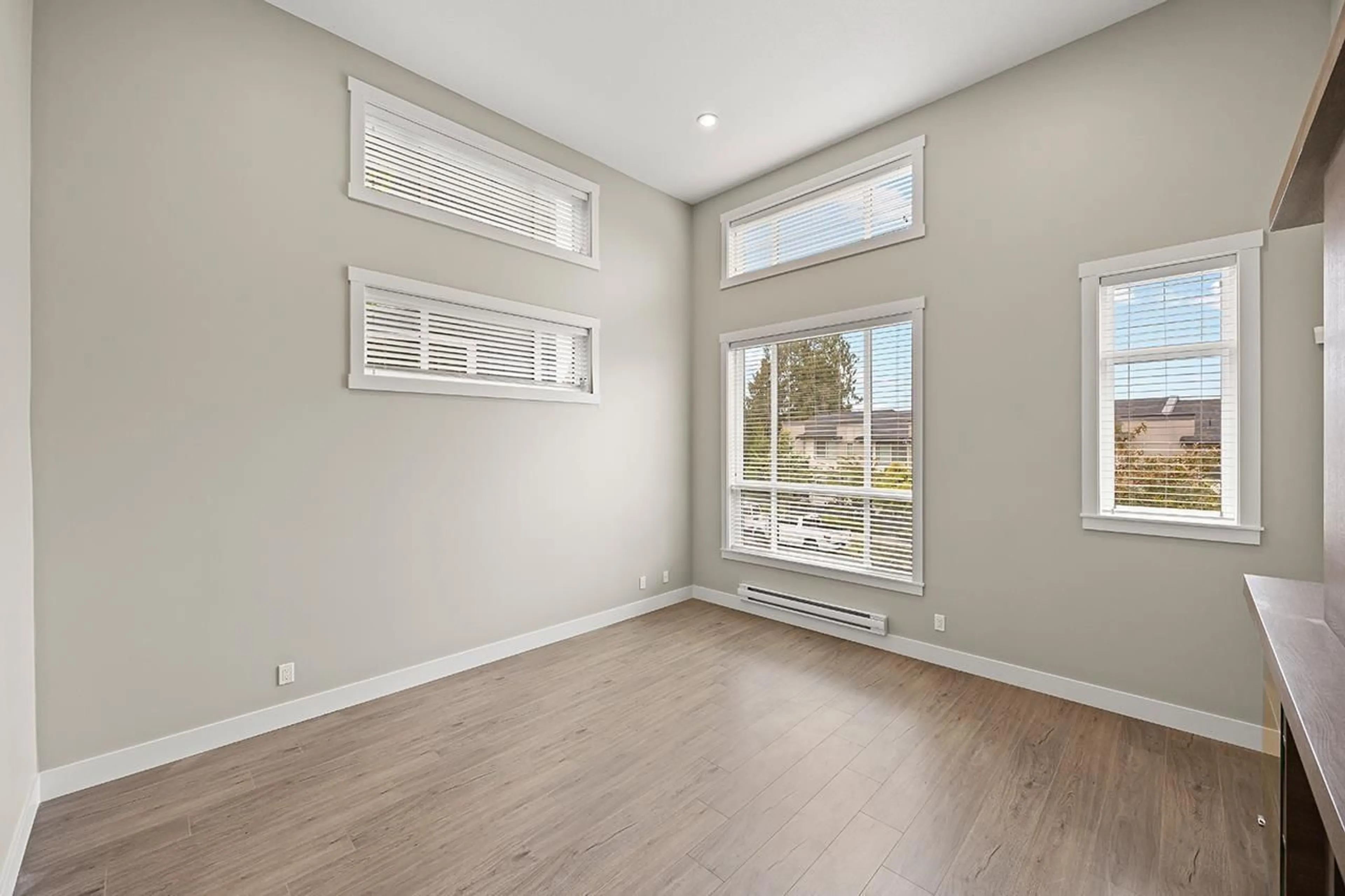A pic of a room for 41 - 2888 156 STREET, Surrey British Columbia V3Z0C7