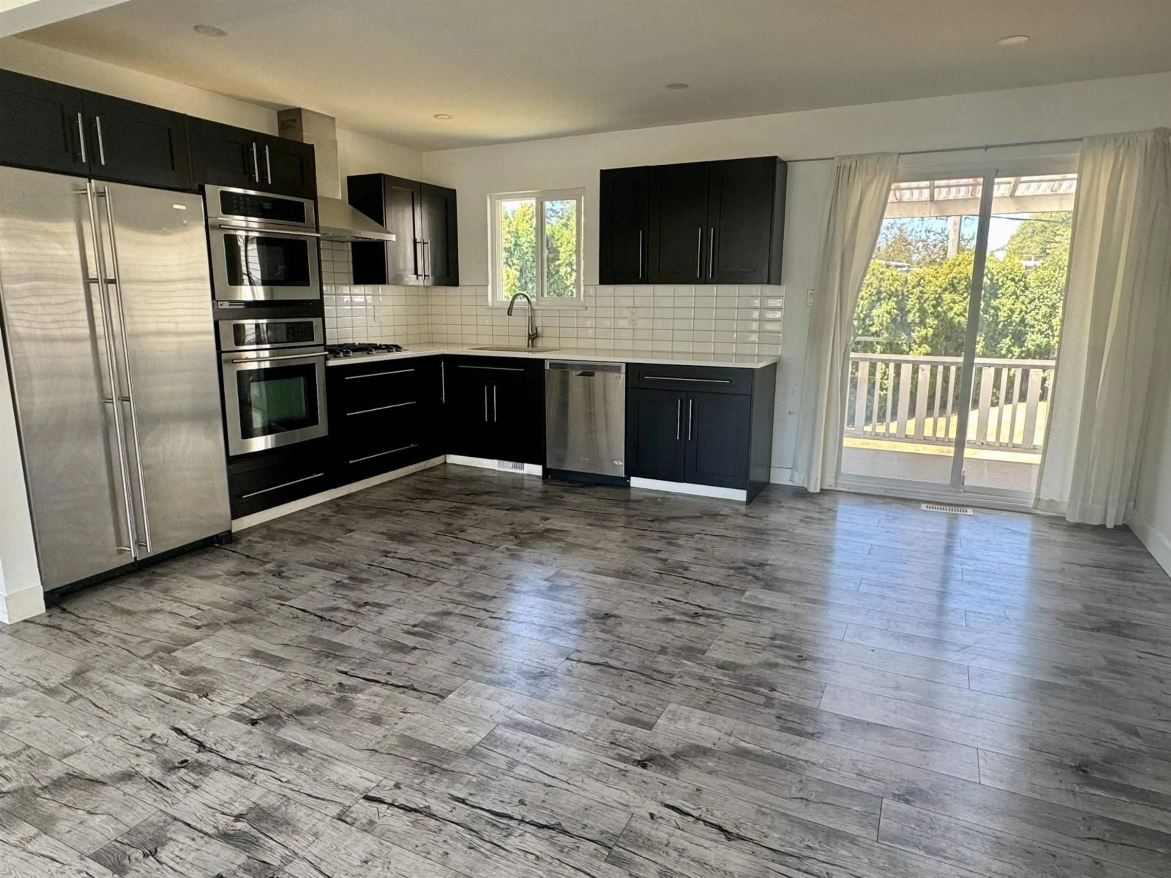 Open concept kitchen, unknown for 34443 YORK AVENUE, Abbotsford British Columbia V2S2X1