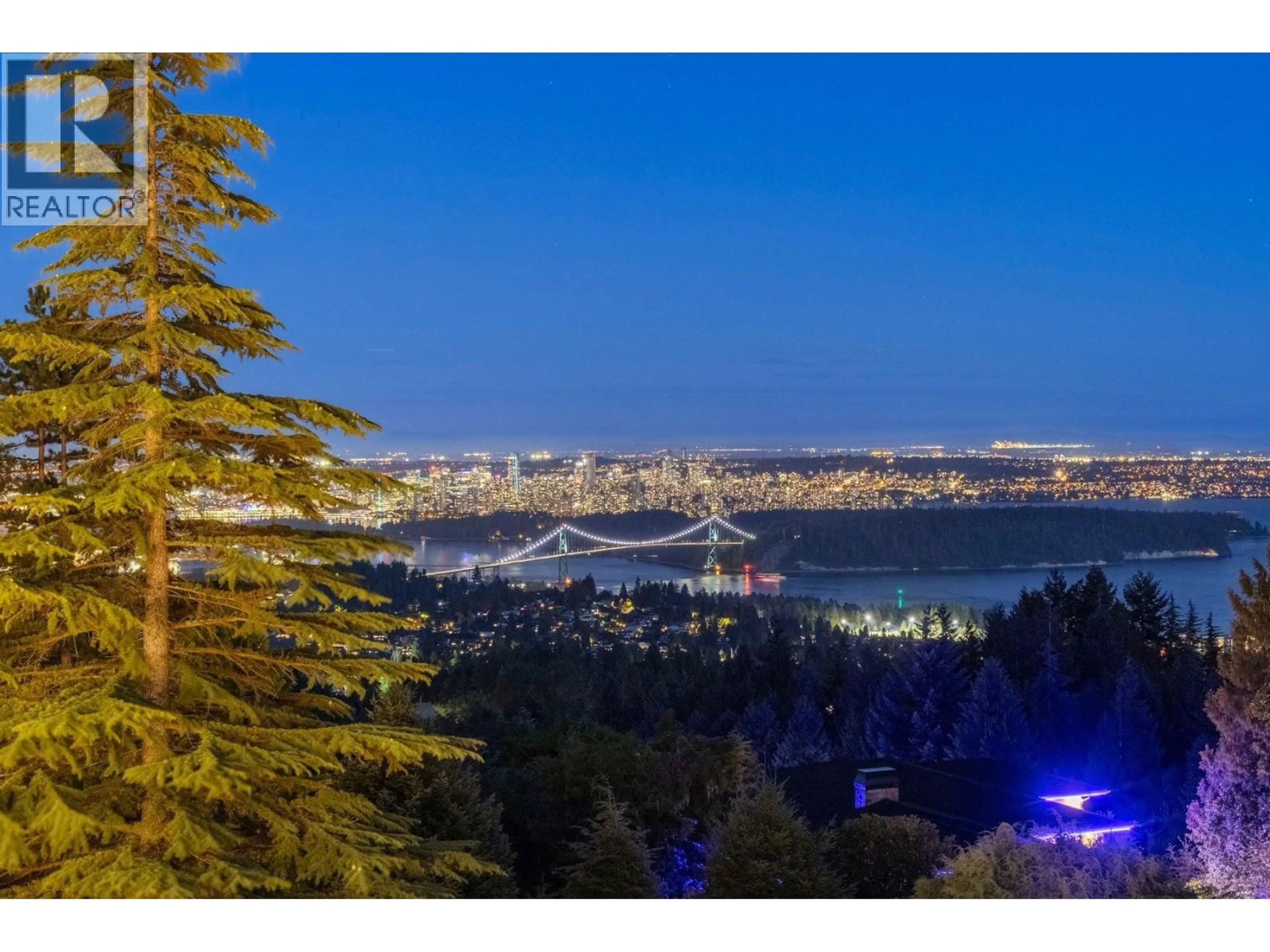 A pic from outside/outdoor area/front of a property/back of a property/a pic from drone, water/lake/river/ocean view for 1445 SANDHURST PLACE, West Vancouver British Columbia V7S2P4