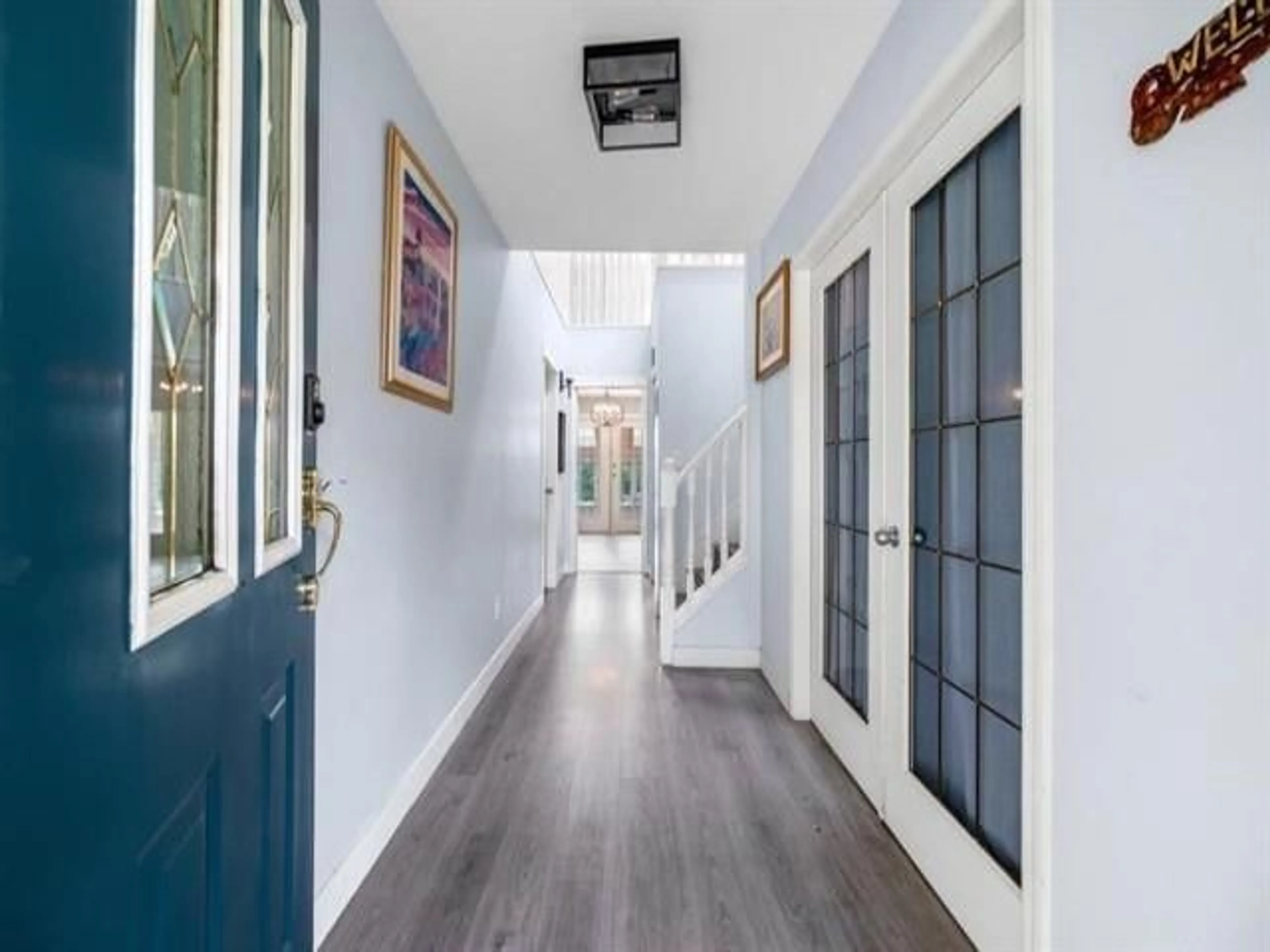 Indoor entryway for 16134 14 AVENUE, Surrey British Columbia V4A7X4