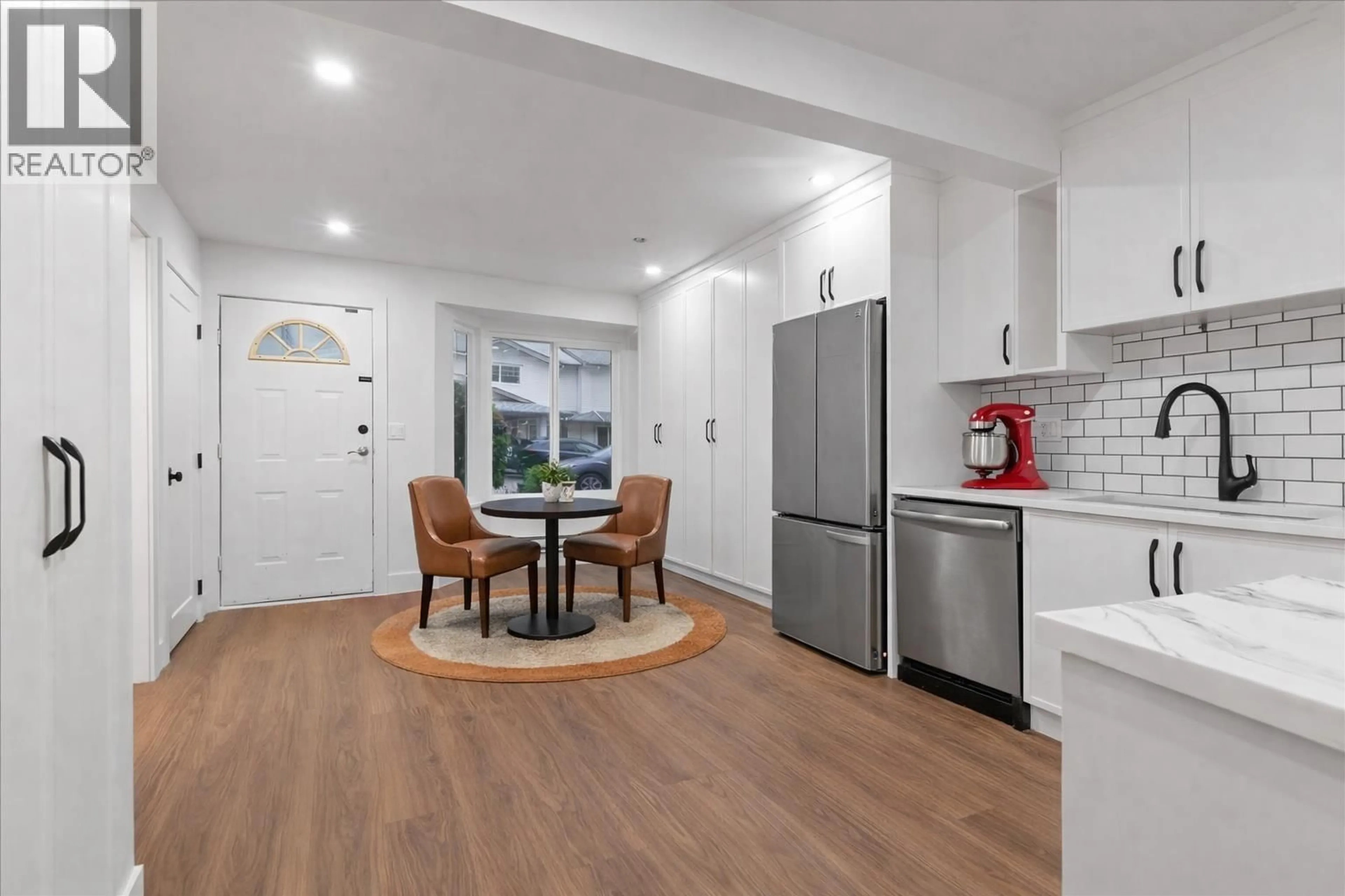 Open concept kitchen, unknown for 14 - 11757 207 STREET, Maple Ridge British Columbia V2X1X4