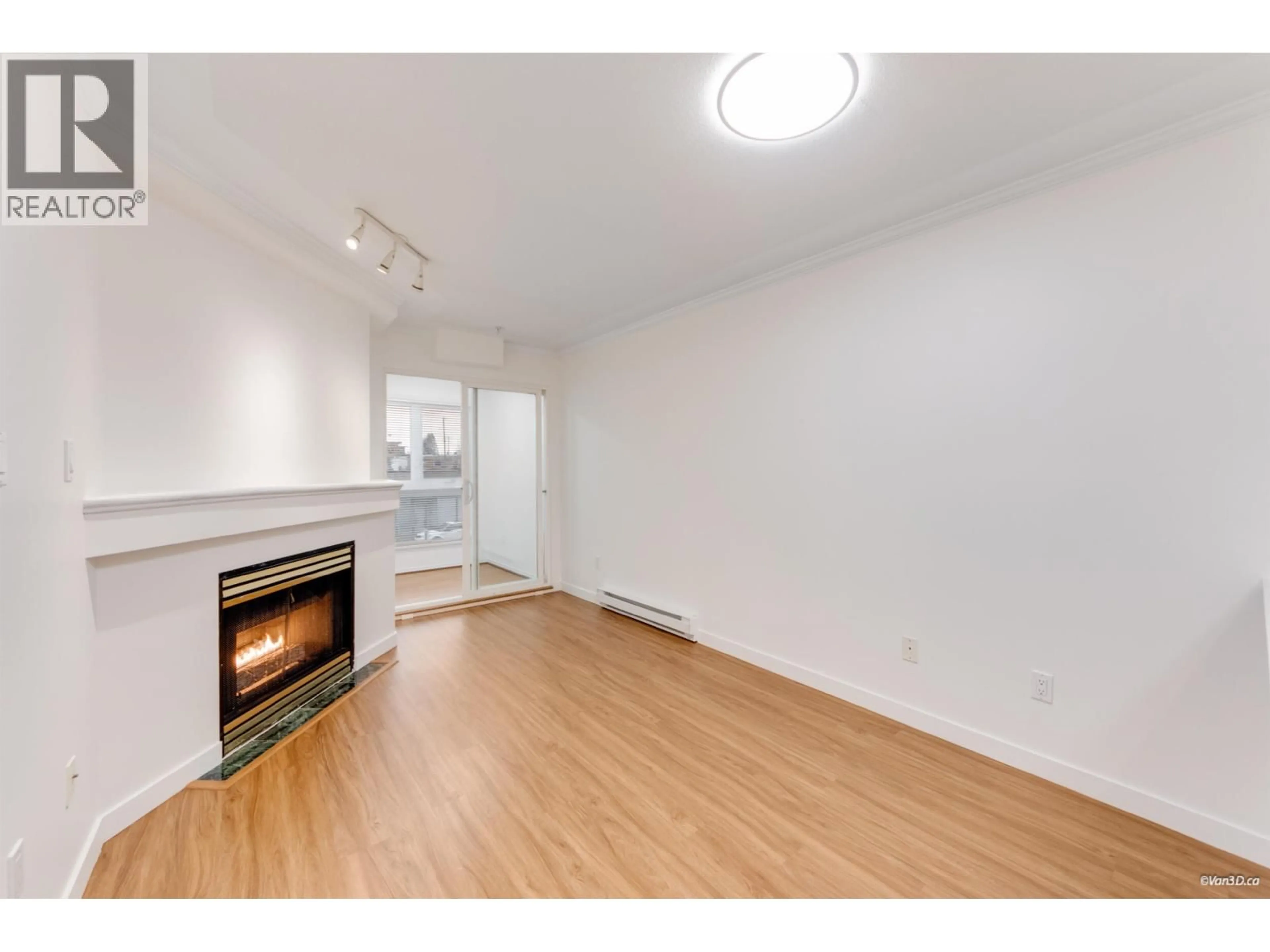 A pic of a room for 210 - 4989 DUCHESS STREET, Vancouver British Columbia V5R6E5