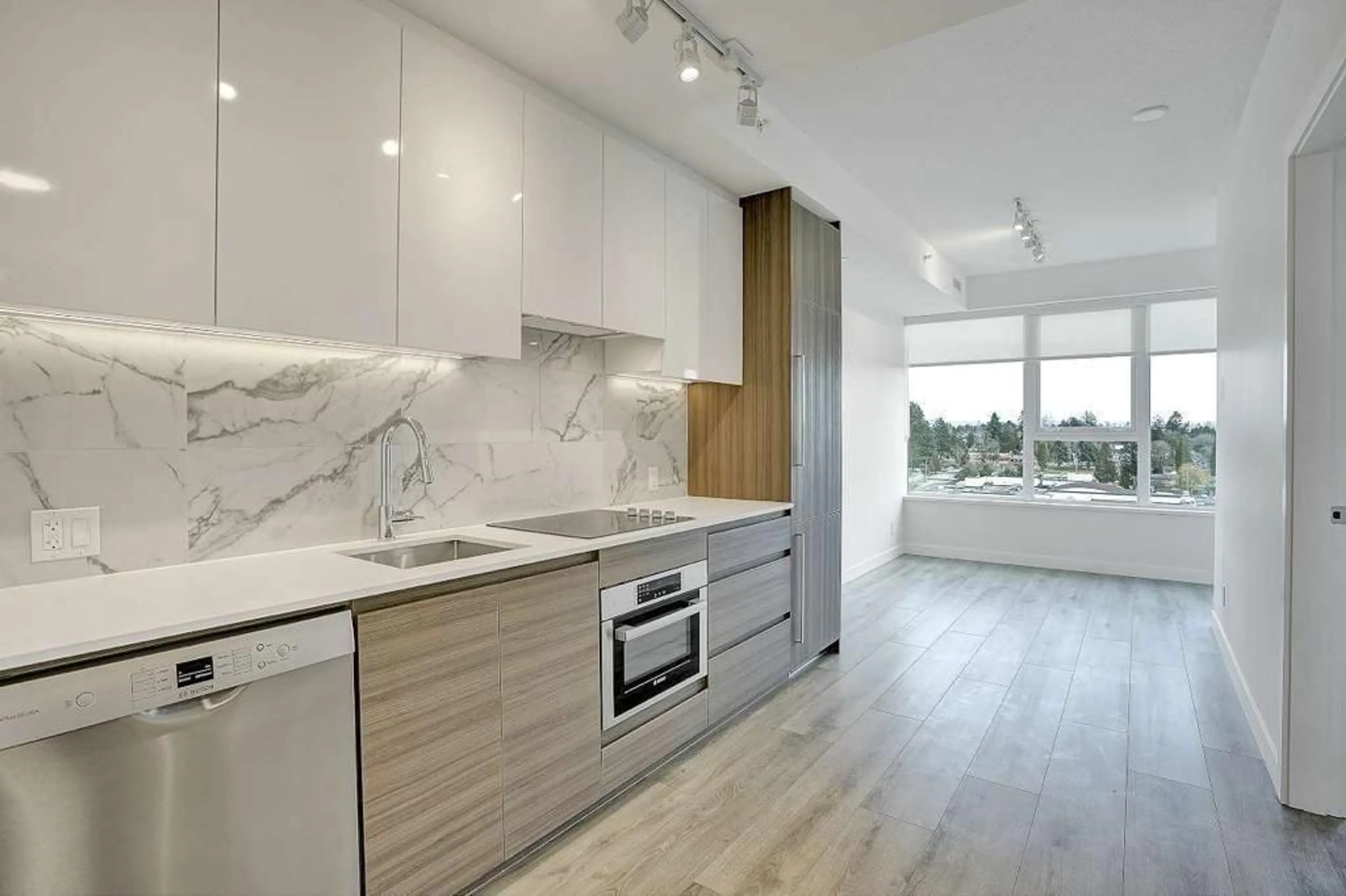Open concept kitchen, unknown for 1202 - 10626 CITY PARKWAY, Surrey British Columbia V3T0S3