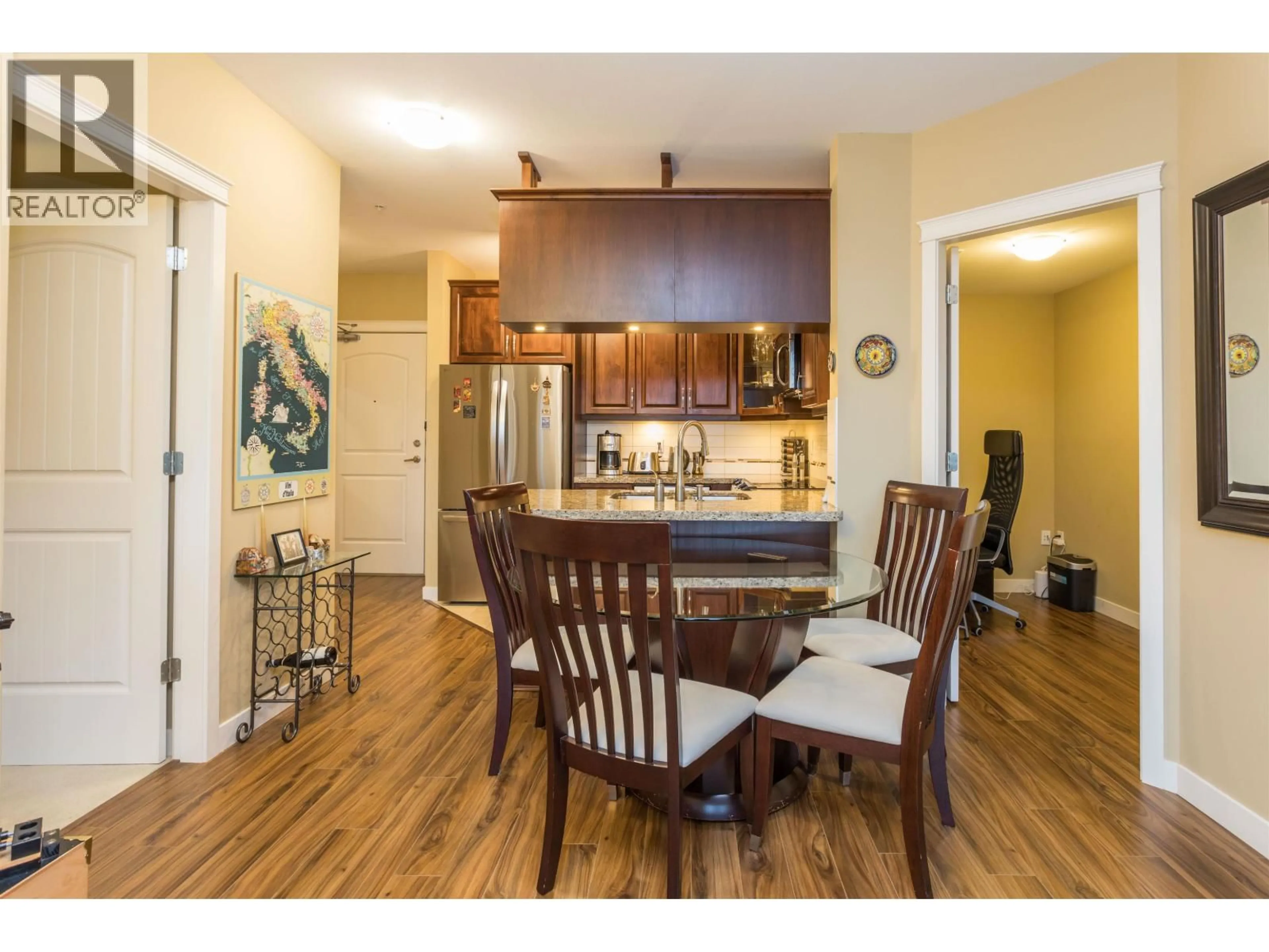 Open concept kitchen, wood/laminate floor for 315 - 12565 190A STREET, Pitt Meadows British Columbia V3Y0E1