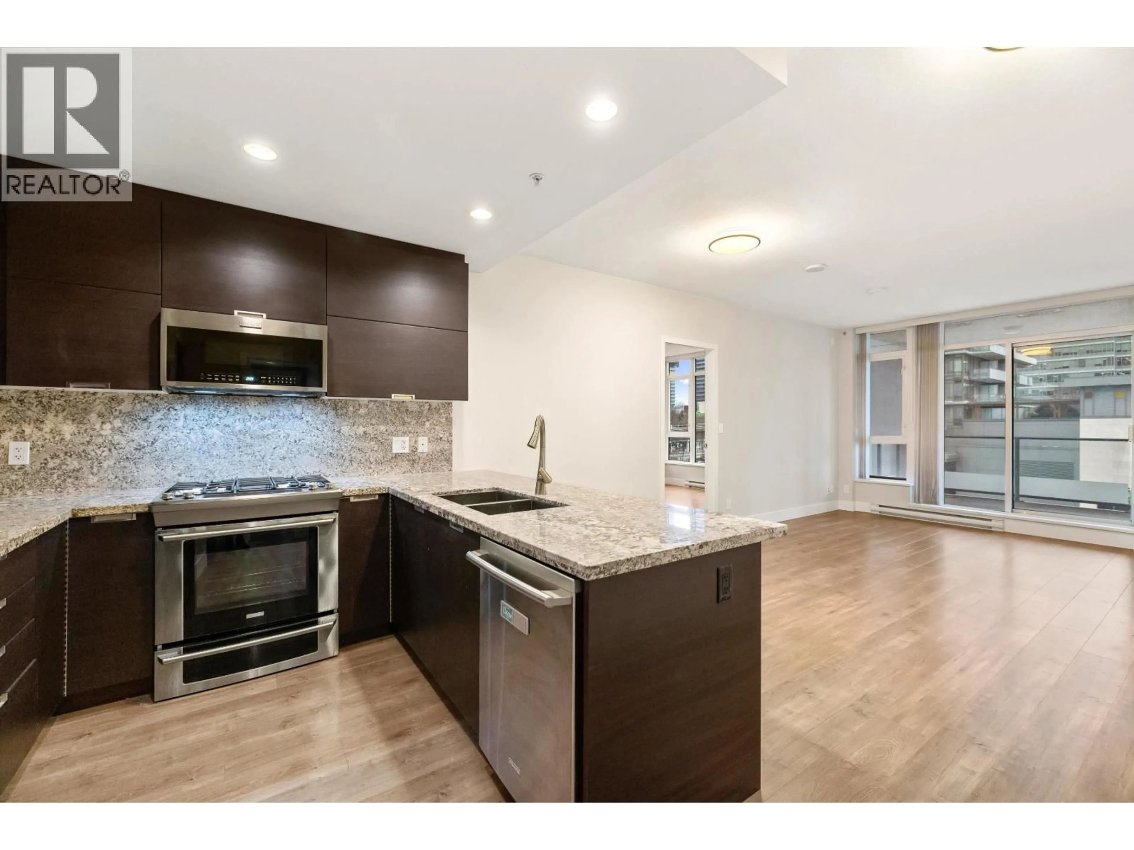 Open concept kitchen, unknown for 602 - 2077 ROSSER AVENUE, Burnaby British Columbia V5C0G6