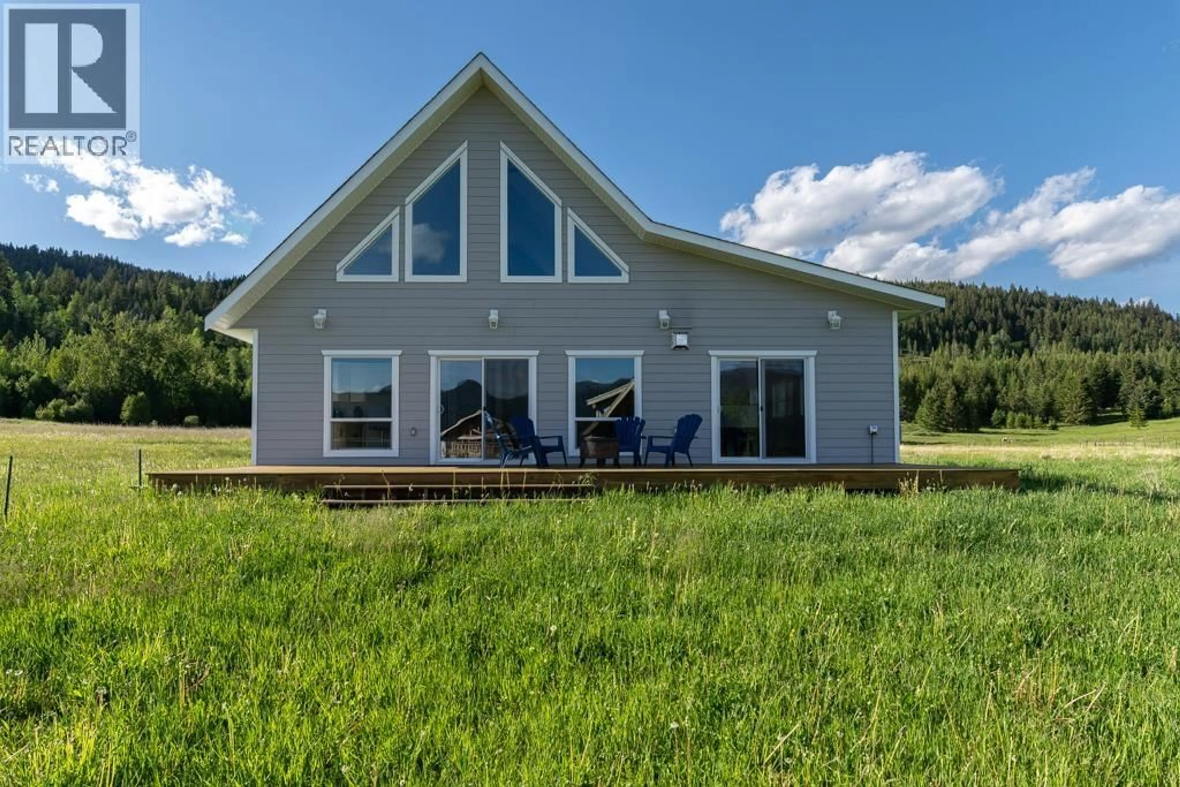 Home with vinyl exterior material, water/lake/river/ocean view for 3963 CANIMVIEW DRIVE, 100 Mile House British Columbia V0K1J0