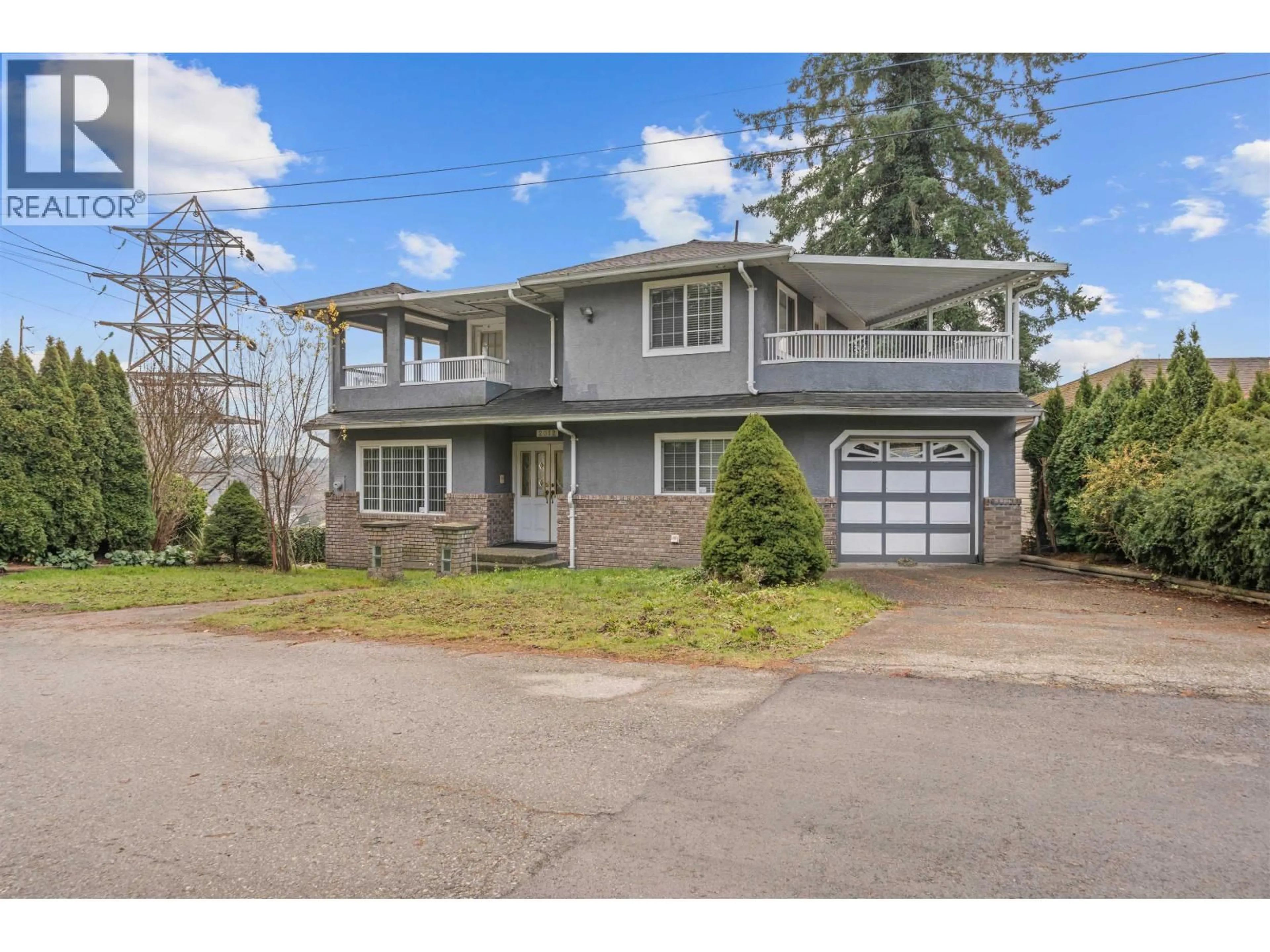 Home with vinyl exterior material, street for 2312 MARINE DRIVE, New Westminster British Columbia V3M2H7