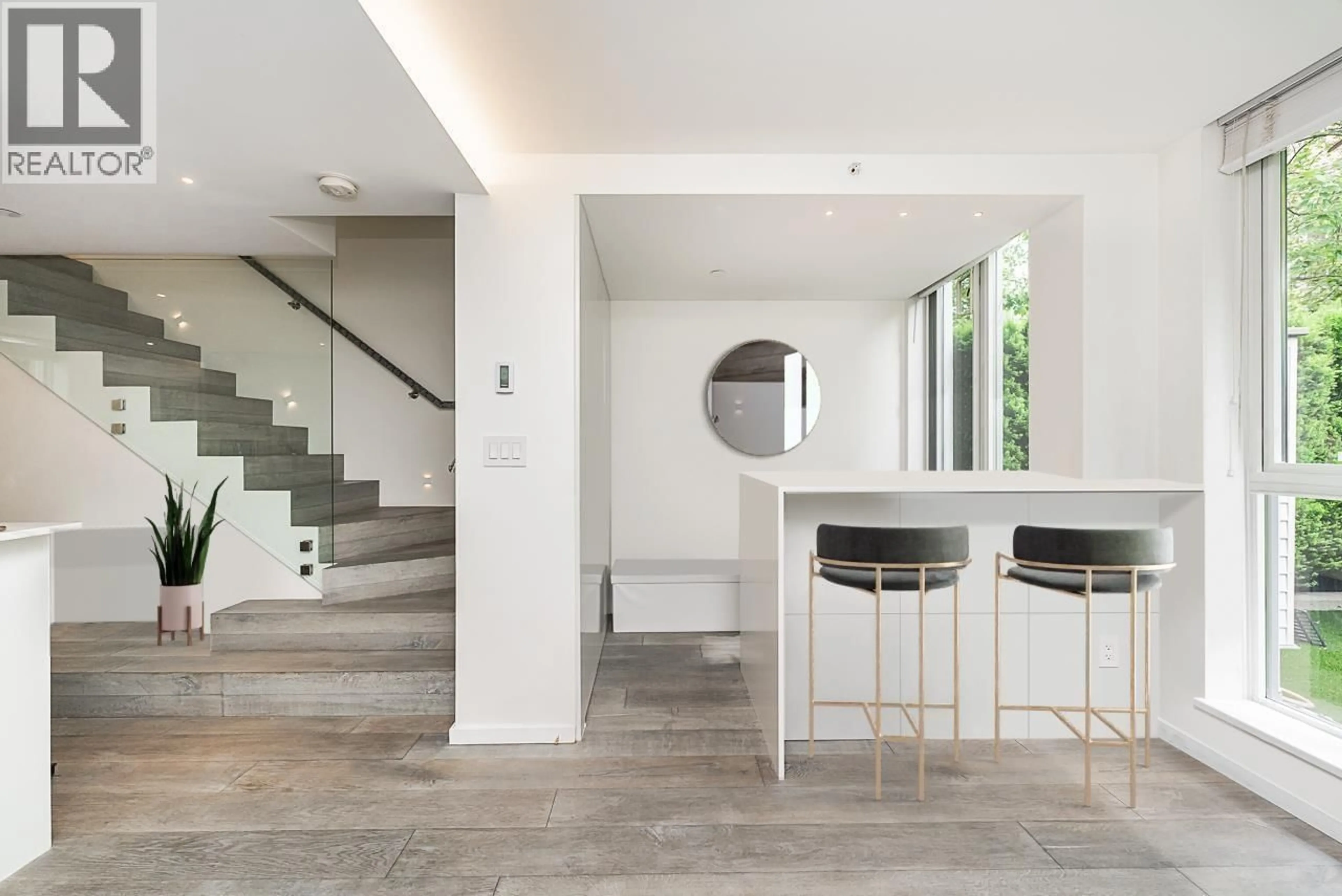 Unknown for 938 BEATTY STREET, Vancouver British Columbia V6Z3G6