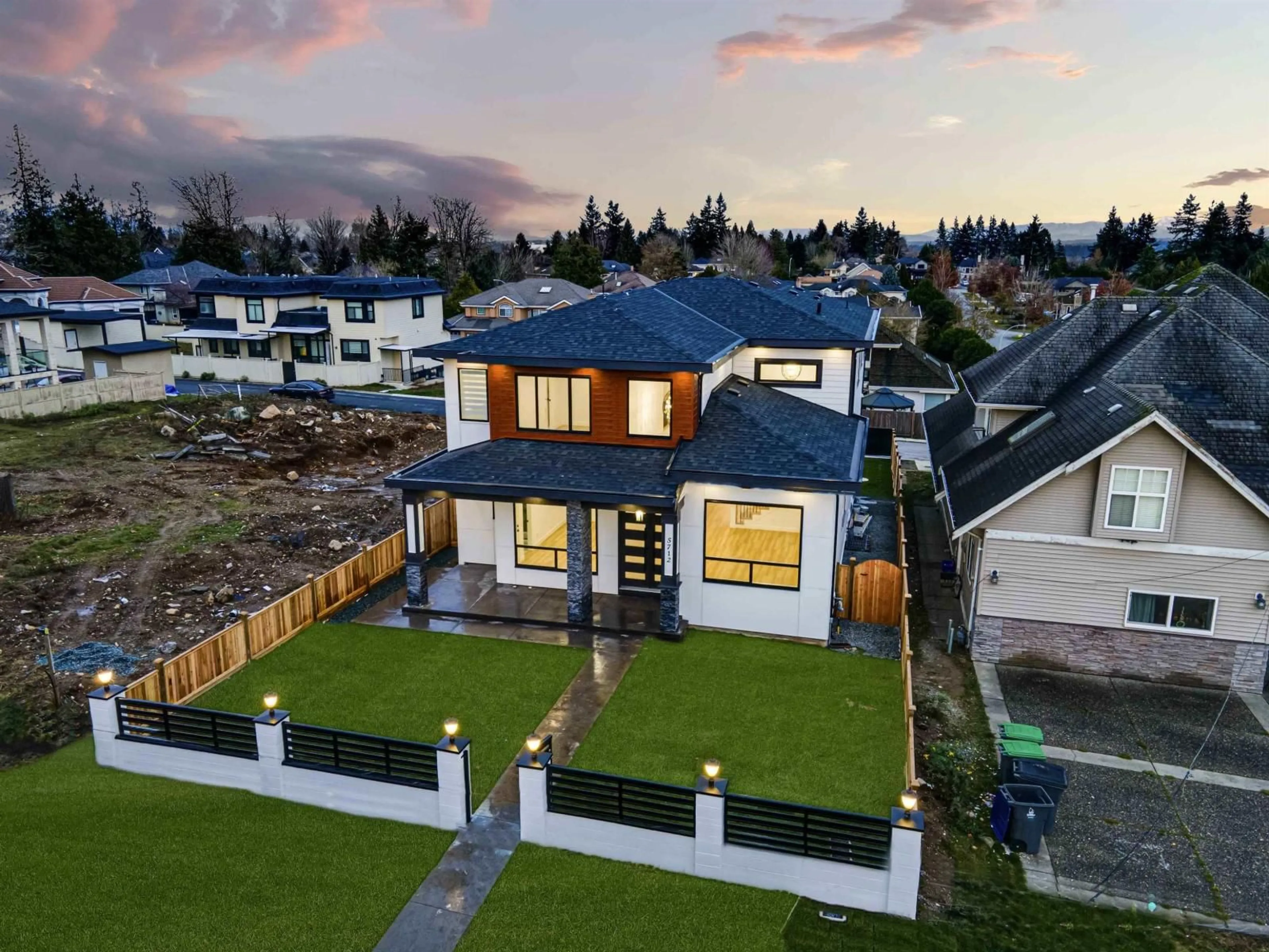 A pic from outside/outdoor area/front of a property/back of a property/a pic from drone, mountain view for 5712 144 STREET, Surrey British Columbia V3X1A7