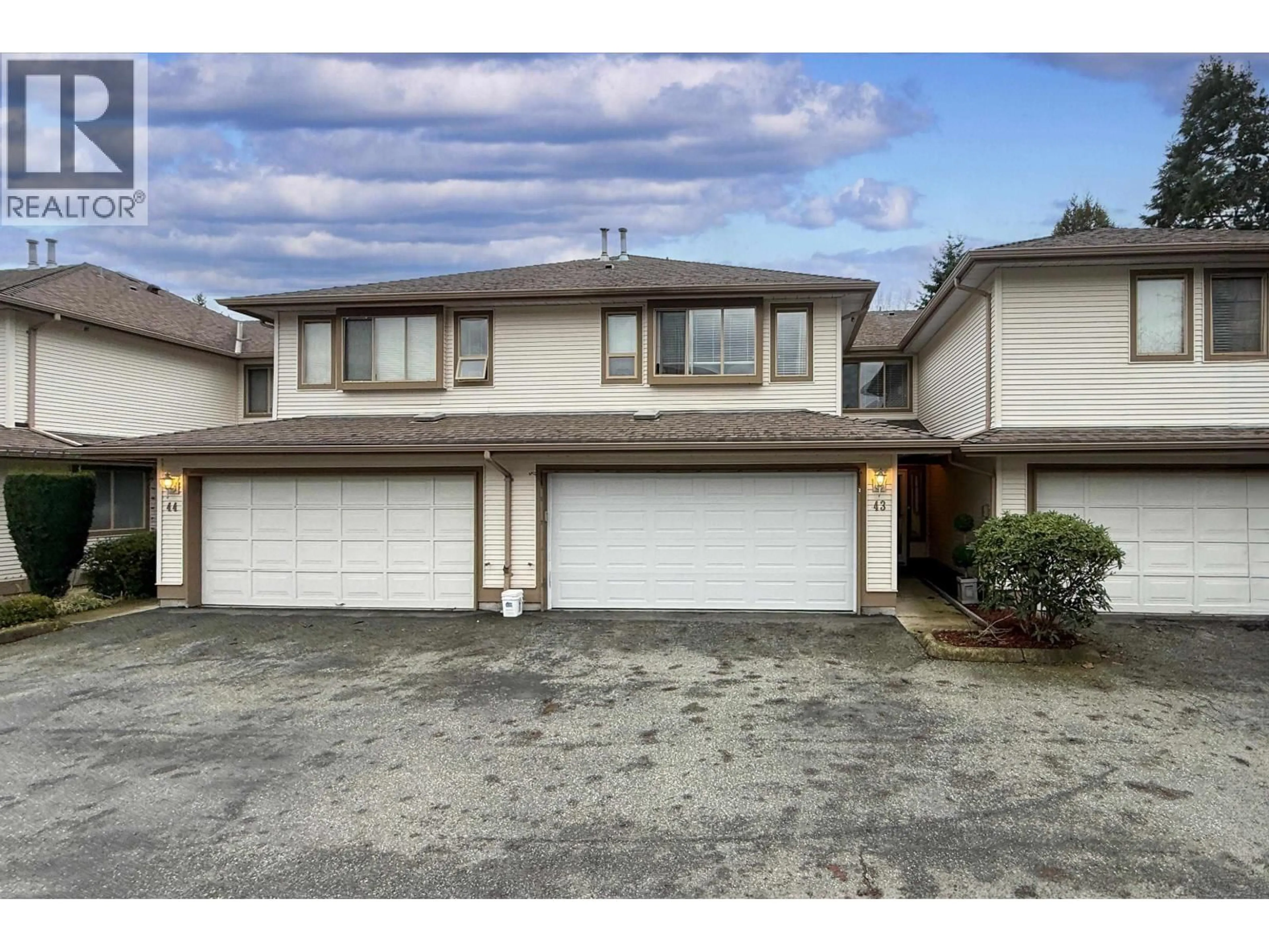 Unknown for 43 - 22280 124TH AVENUE AVENUE, Maple Ridge British Columbia V2X4J5
