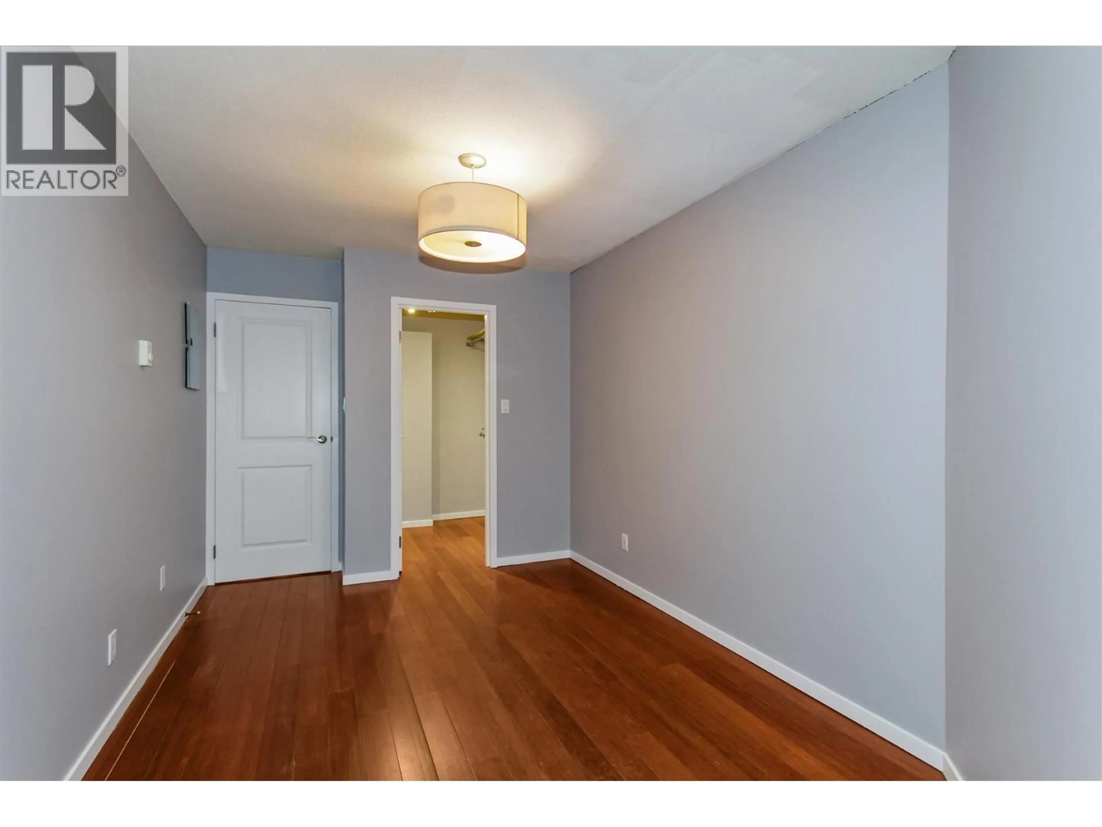 Unknown for 201 - 2222 PRINCE EDWARD STREET, Vancouver British Columbia V5T4M6