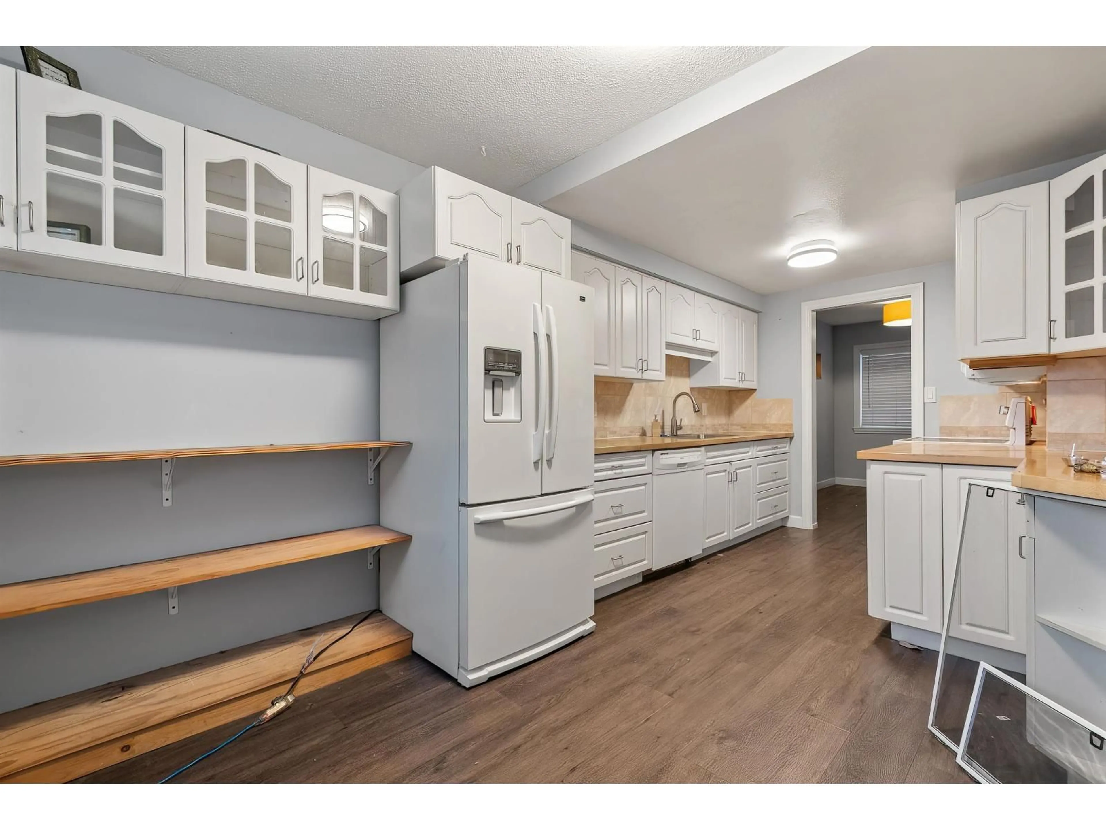 Unknown for 20 - 46689 FIRST AVENUE, Chilliwack British Columbia V2P1X5