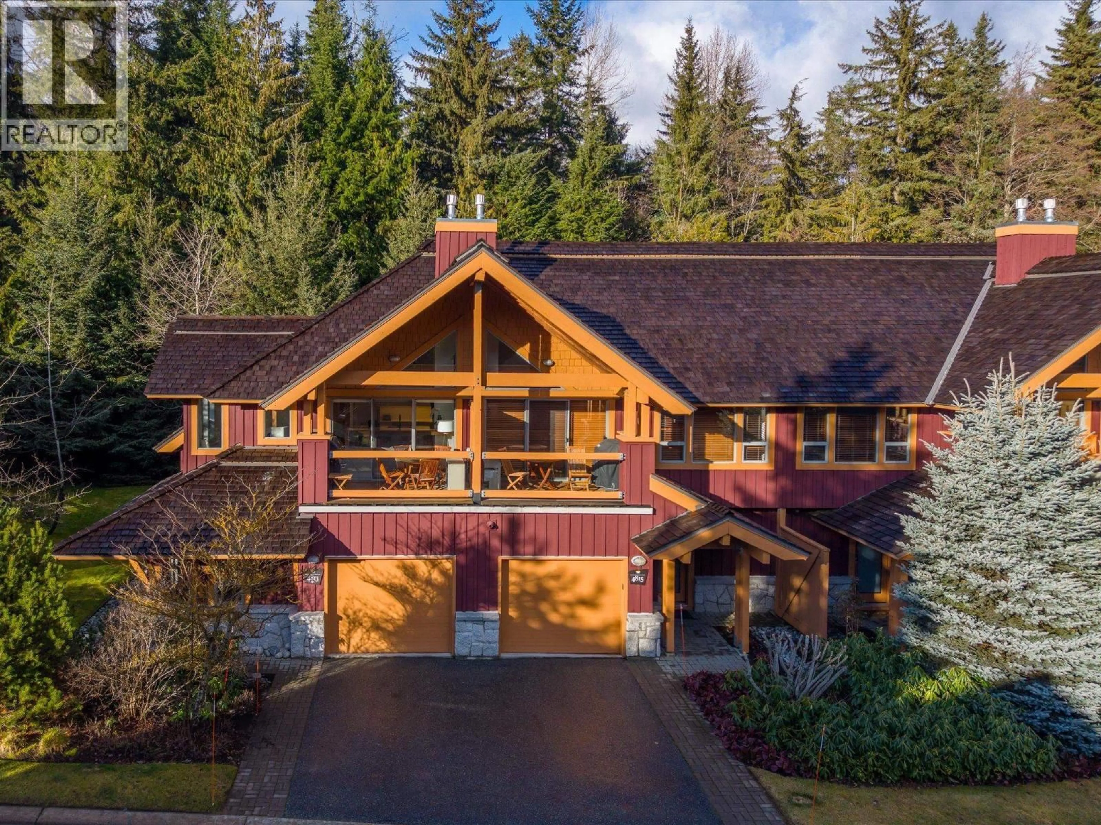 A pic from outside/outdoor area/front of a property/back of a property/a pic from drone, mountain view for 4813 CASABELLA CRESCENT, Whistler British Columbia V8E0Z4