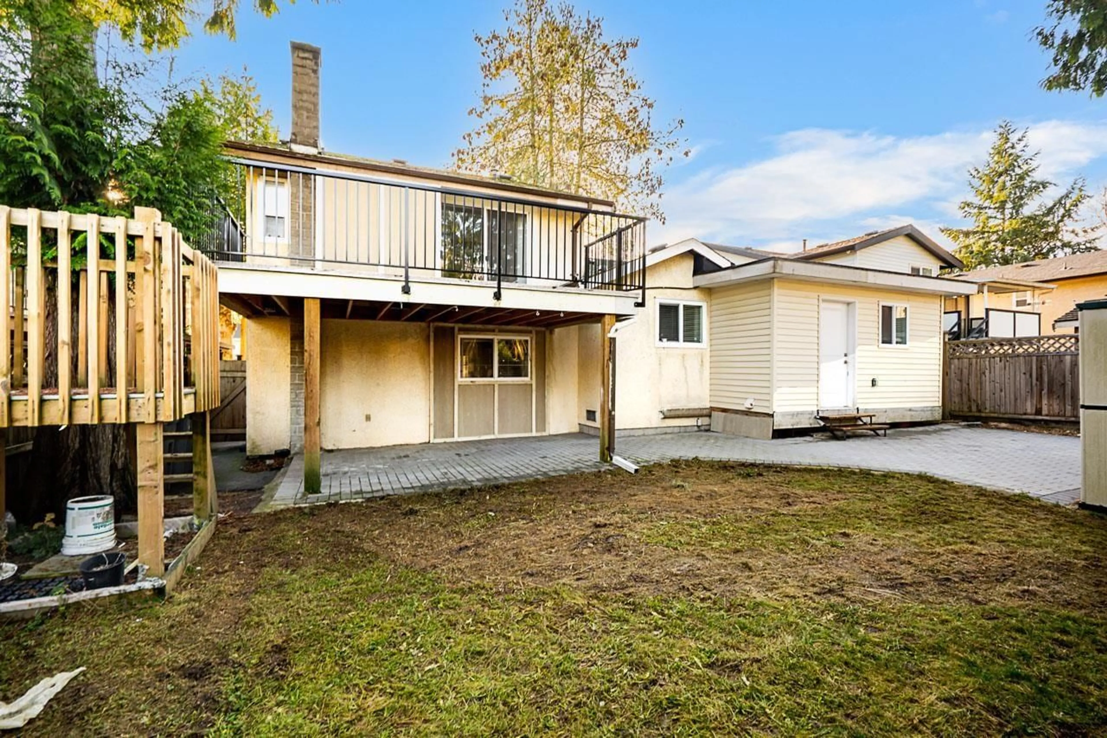 A pic from outside/outdoor area/front of a property/back of a property/a pic from drone, street for 13261 66B AVENUE, Surrey British Columbia V3W8P4