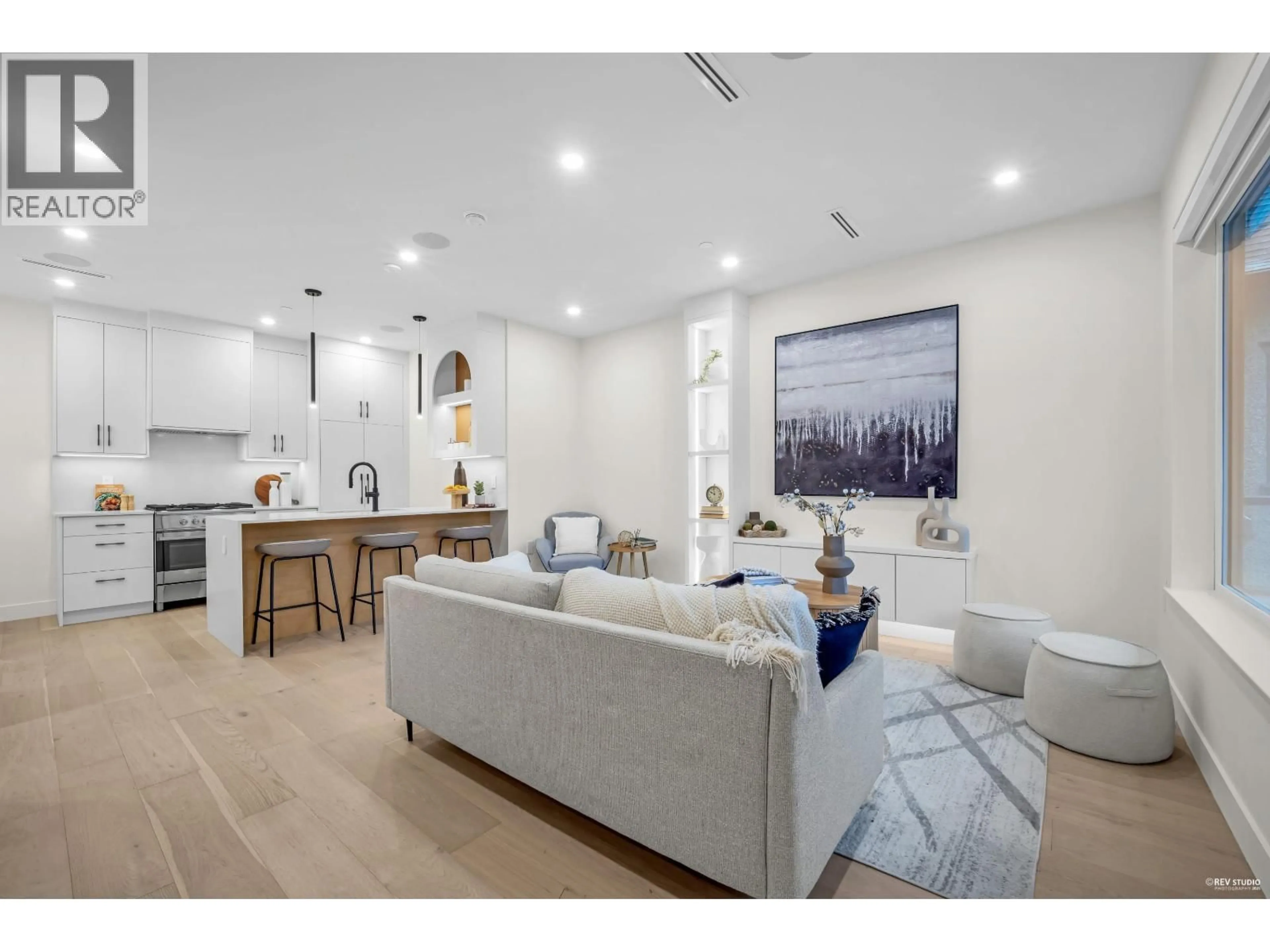 Unknown for 1 - 65 KING EDWARD AVENUE, Vancouver British Columbia V5V2B8