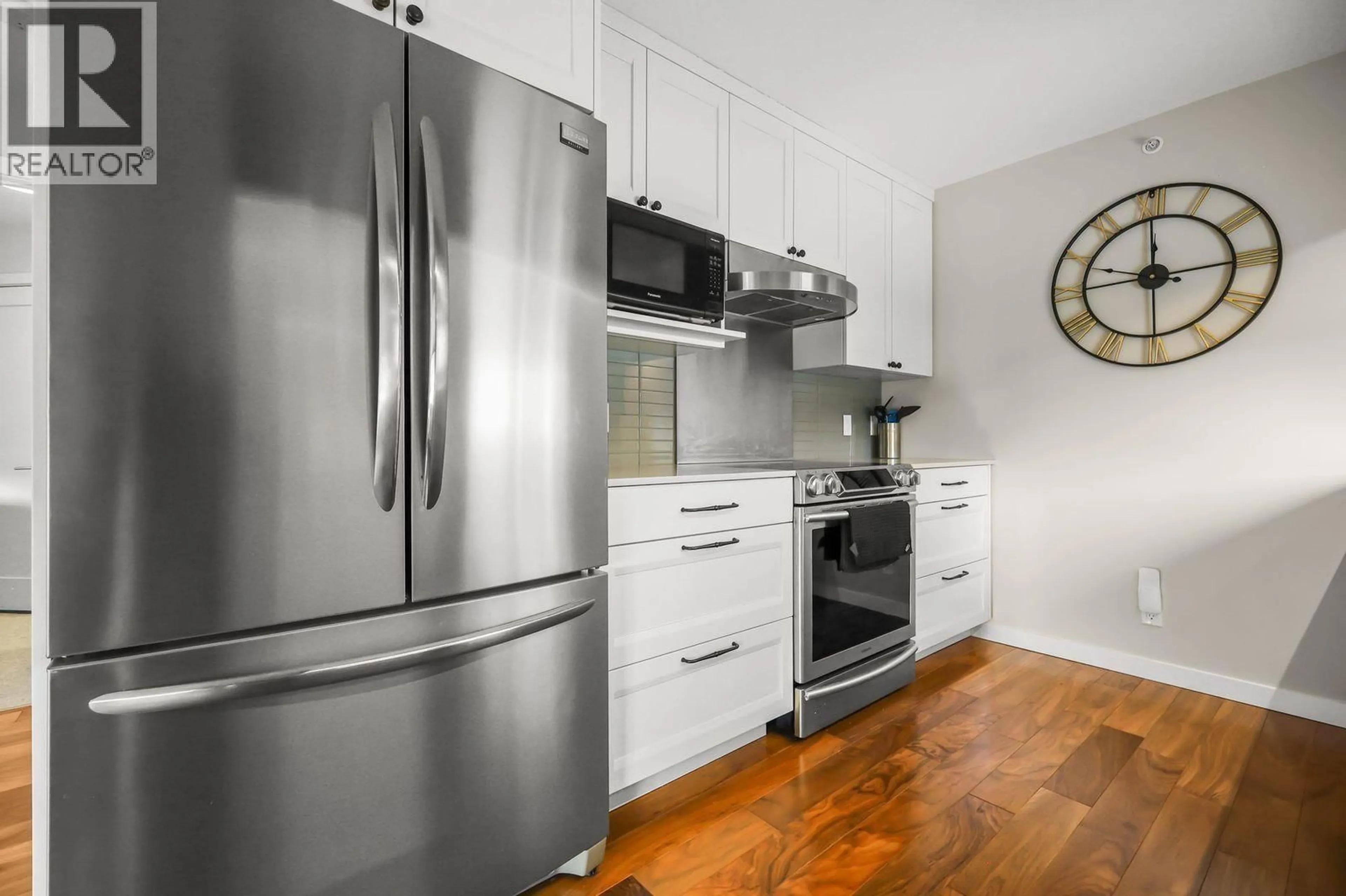 Unknown for 208 - 1638 6TH AVENUE, Prince George British Columbia V2L3N6