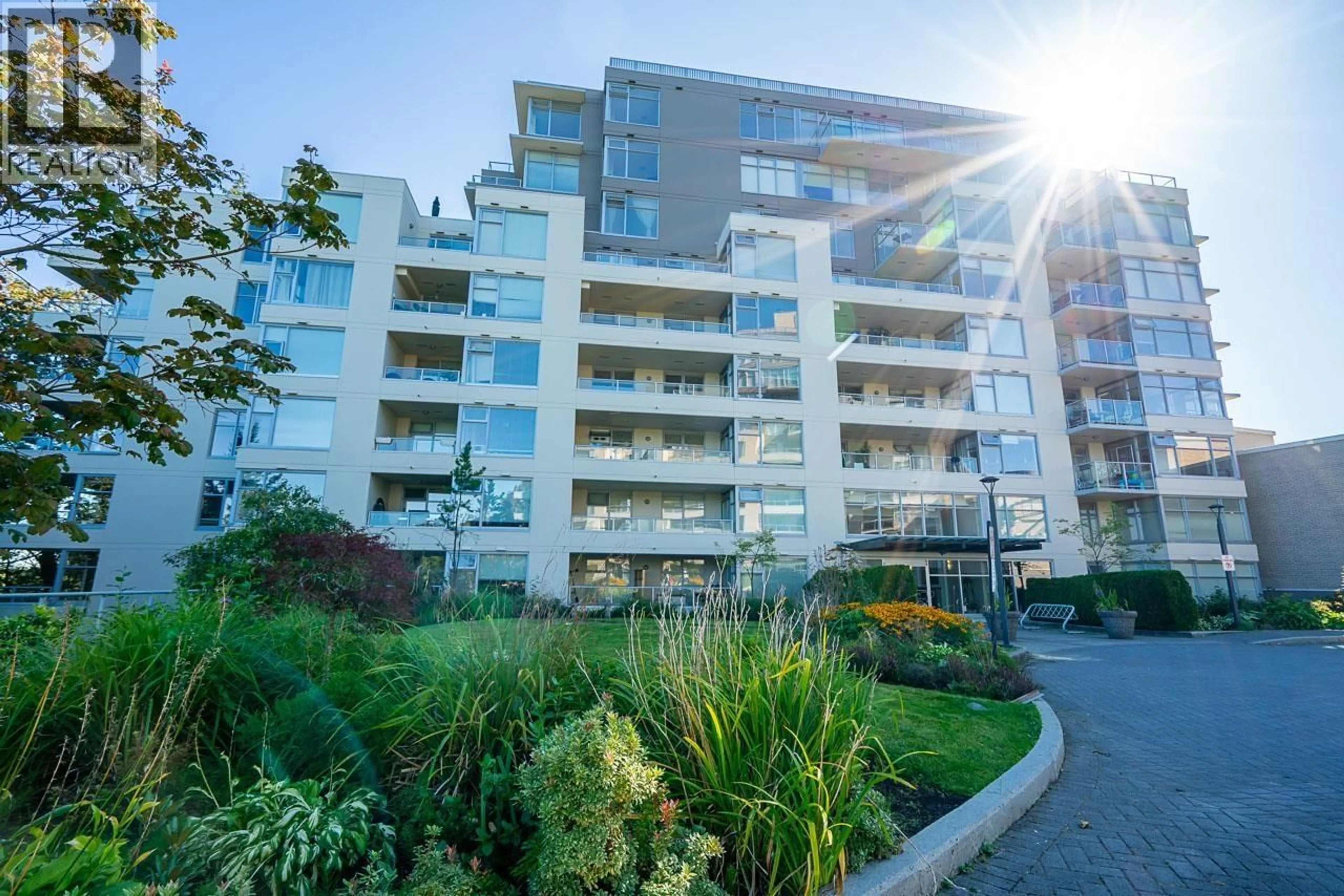 Unknown for 005 - 9298 UNIVERSITY CRESCENT, Burnaby British Columbia V5A4X8