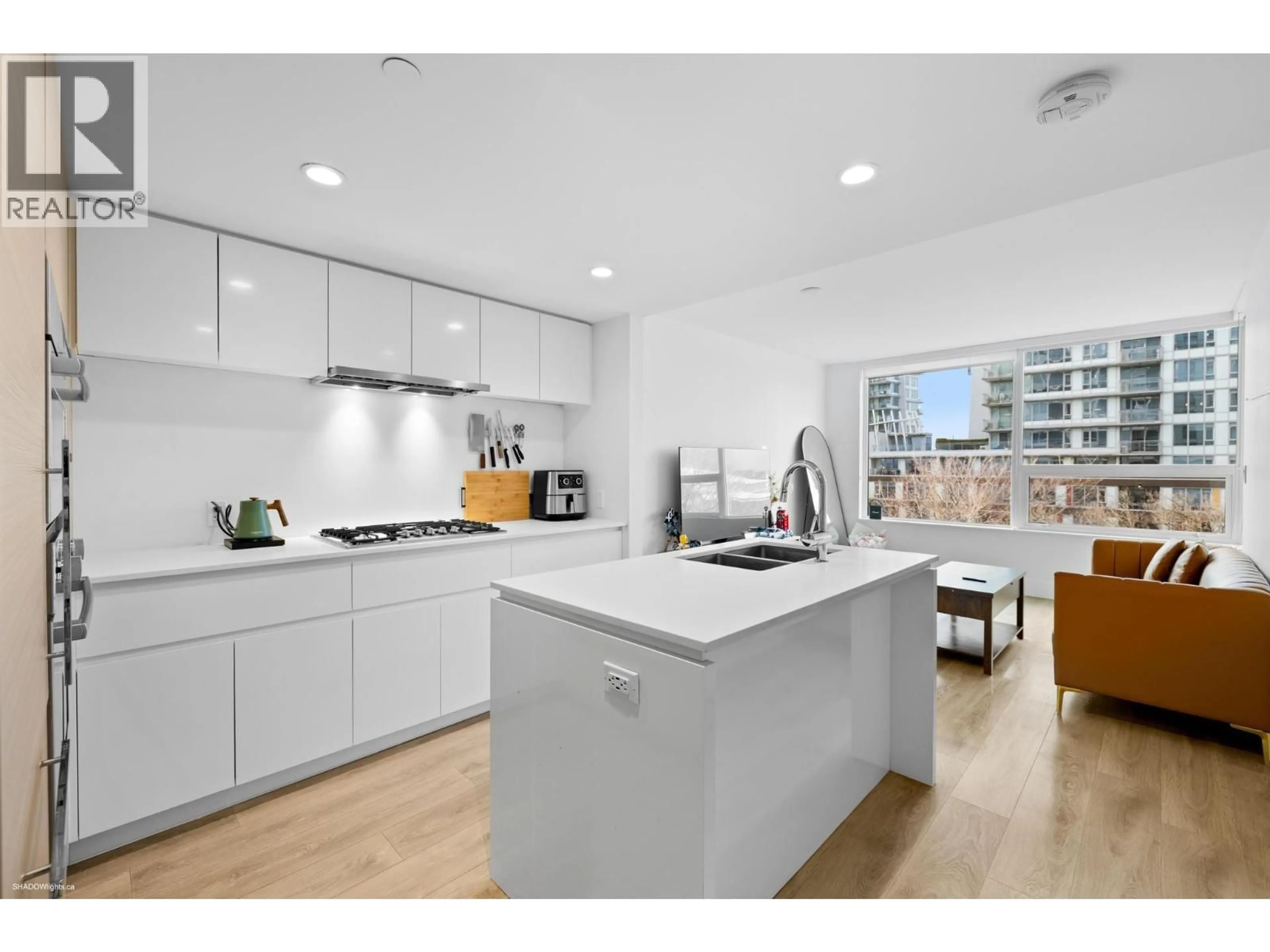 Open concept kitchen, unknown for 606 - 5508 HOLLYBRIDGE WAY, Richmond British Columbia V7C0C7