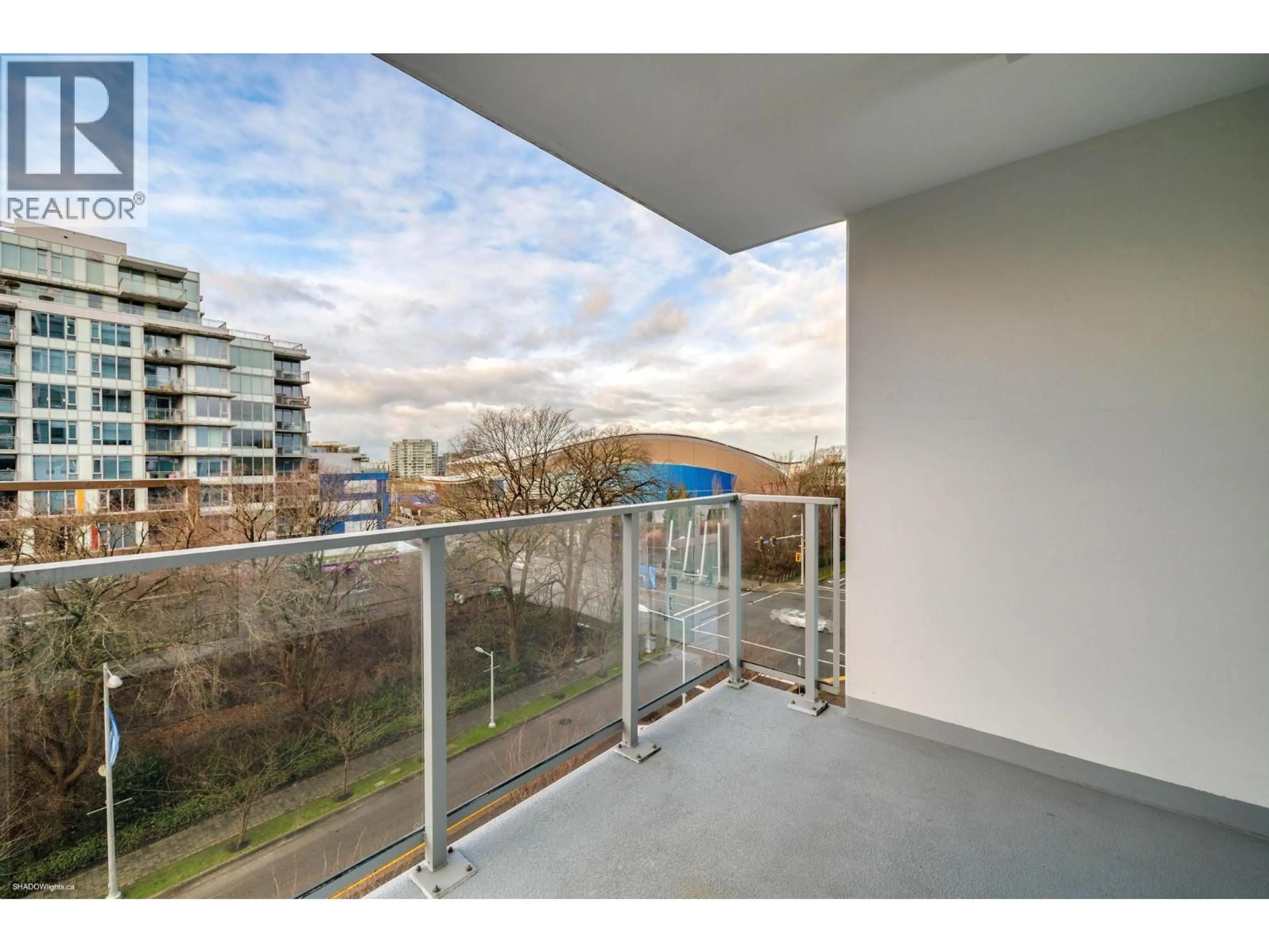 Balcony in the apartment, city buildings view from balcony for 606 - 5508 HOLLYBRIDGE WAY, Richmond British Columbia V7C0C7