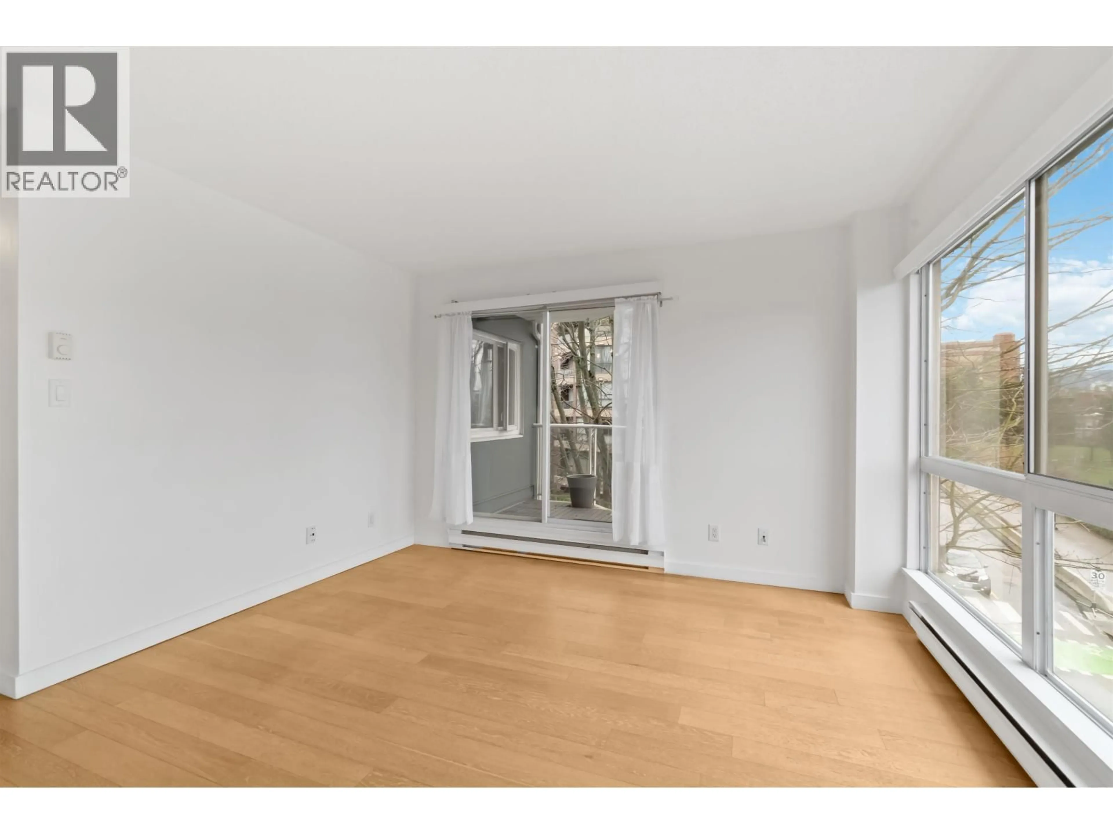 A pic of a room for 406 - 1510 1ST AVENUE, Vancouver British Columbia V6J4S3