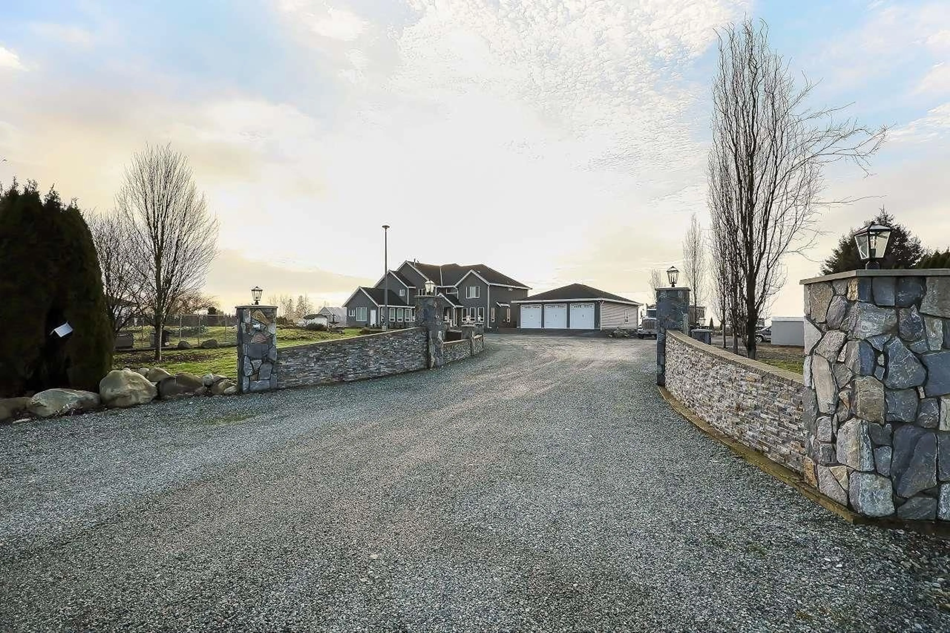 A pic from outside/outdoor area/front of a property/back of a property/a pic from drone, street for 8415 184 STREET, Surrey British Columbia V4N6G4