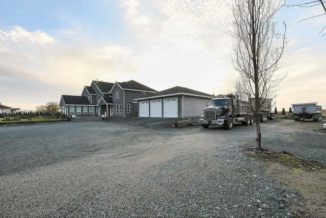 8415 184 STREET, Surrey 2