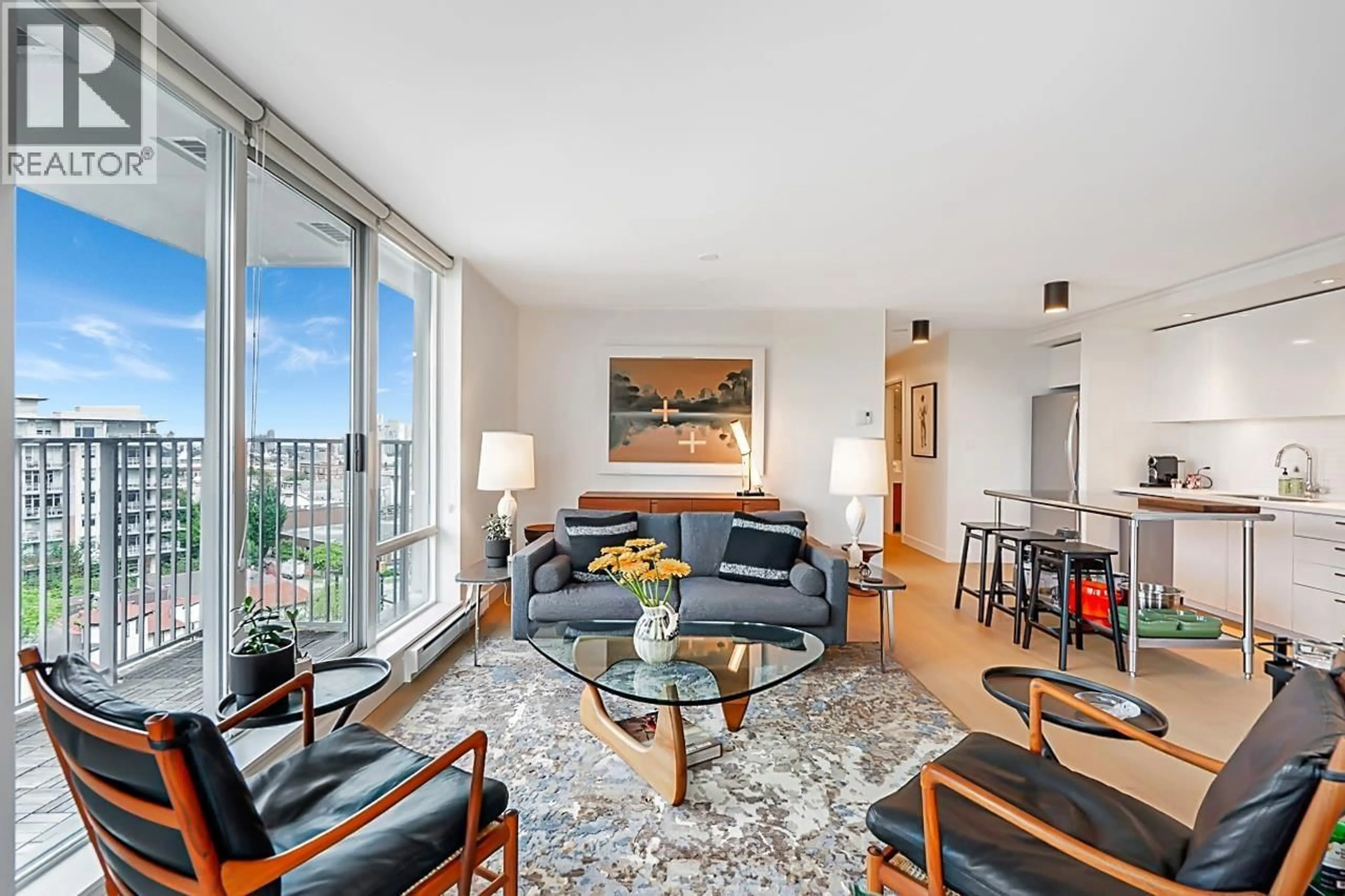 Living room with furniture, unknown for 905 - 328 11TH AVENUE, Vancouver British Columbia V5T4W1