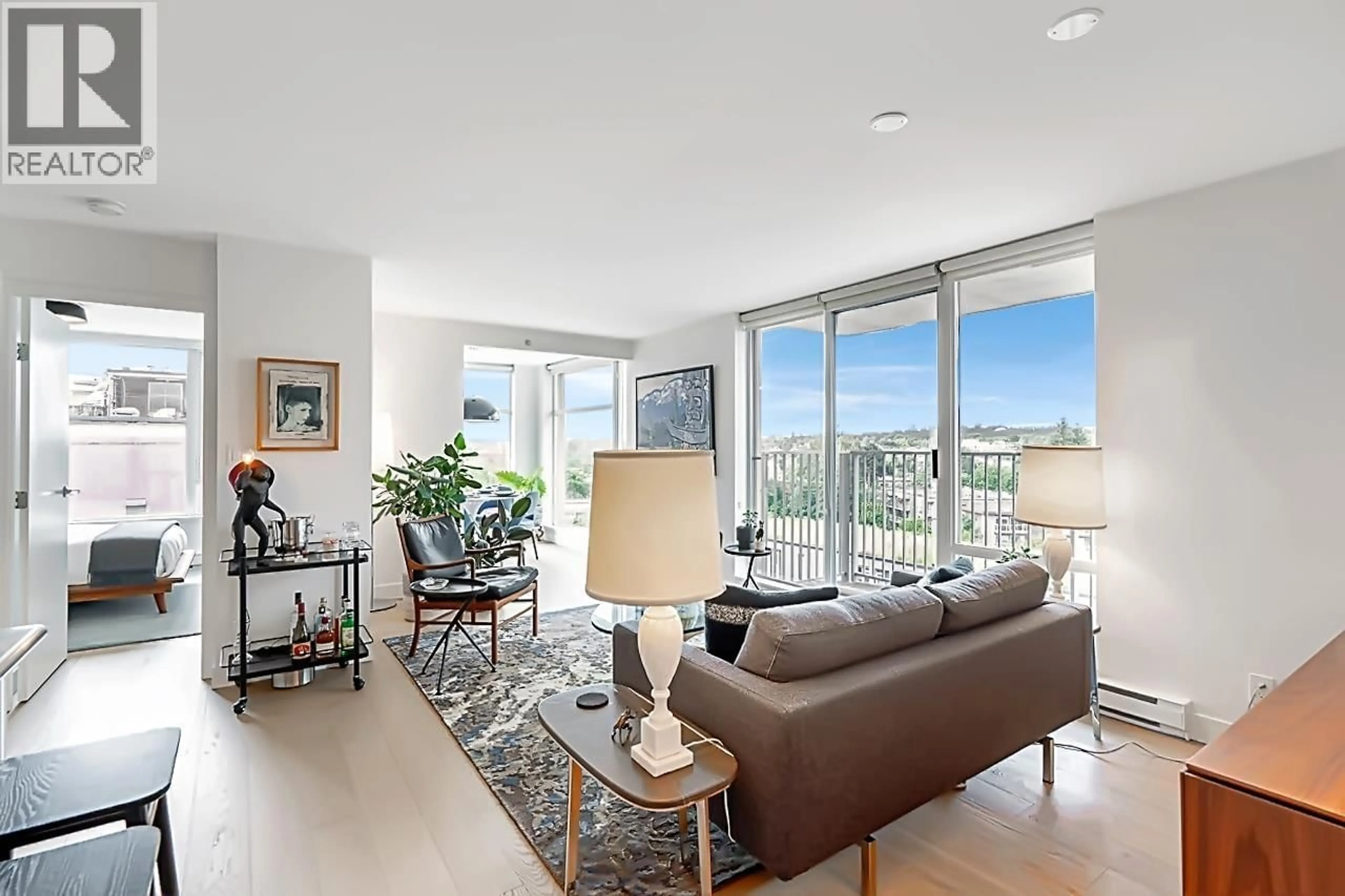 Living room with furniture, unknown for 905 - 328 11TH AVENUE, Vancouver British Columbia V5T4W1