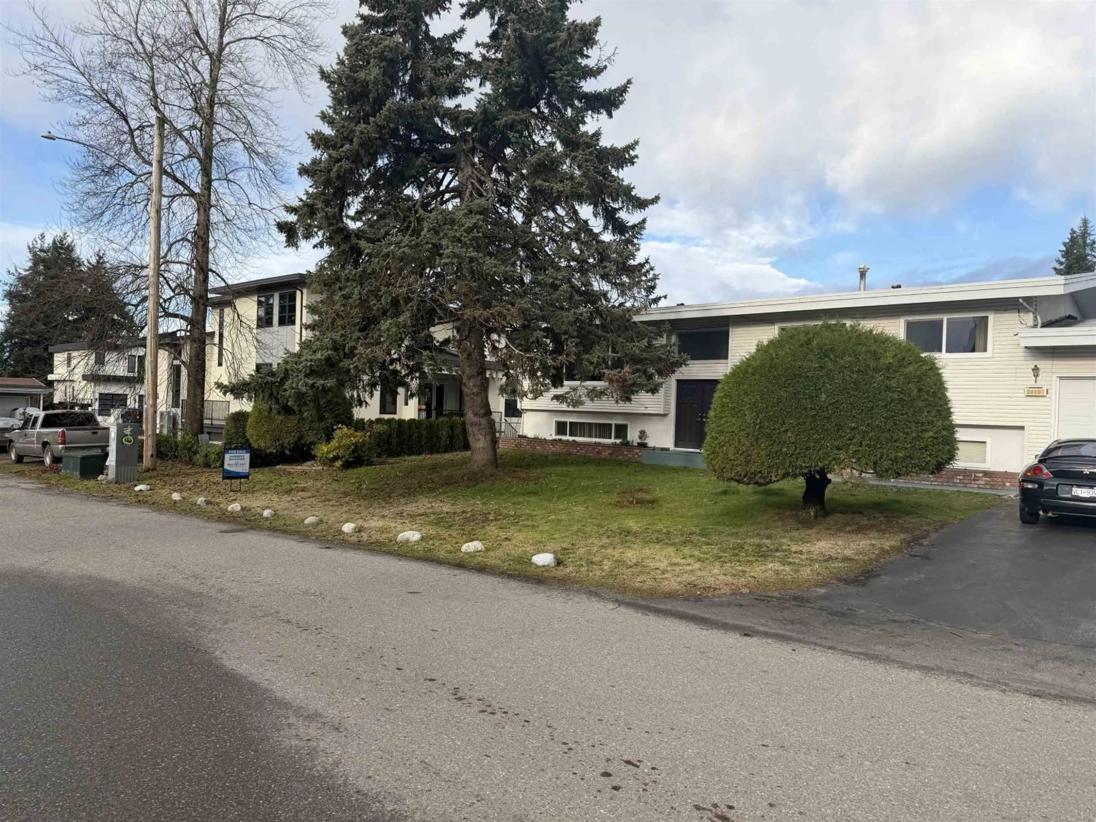 Unknown for 2449 ADELAIDE STREET, Abbotsford British Columbia V2T3L9