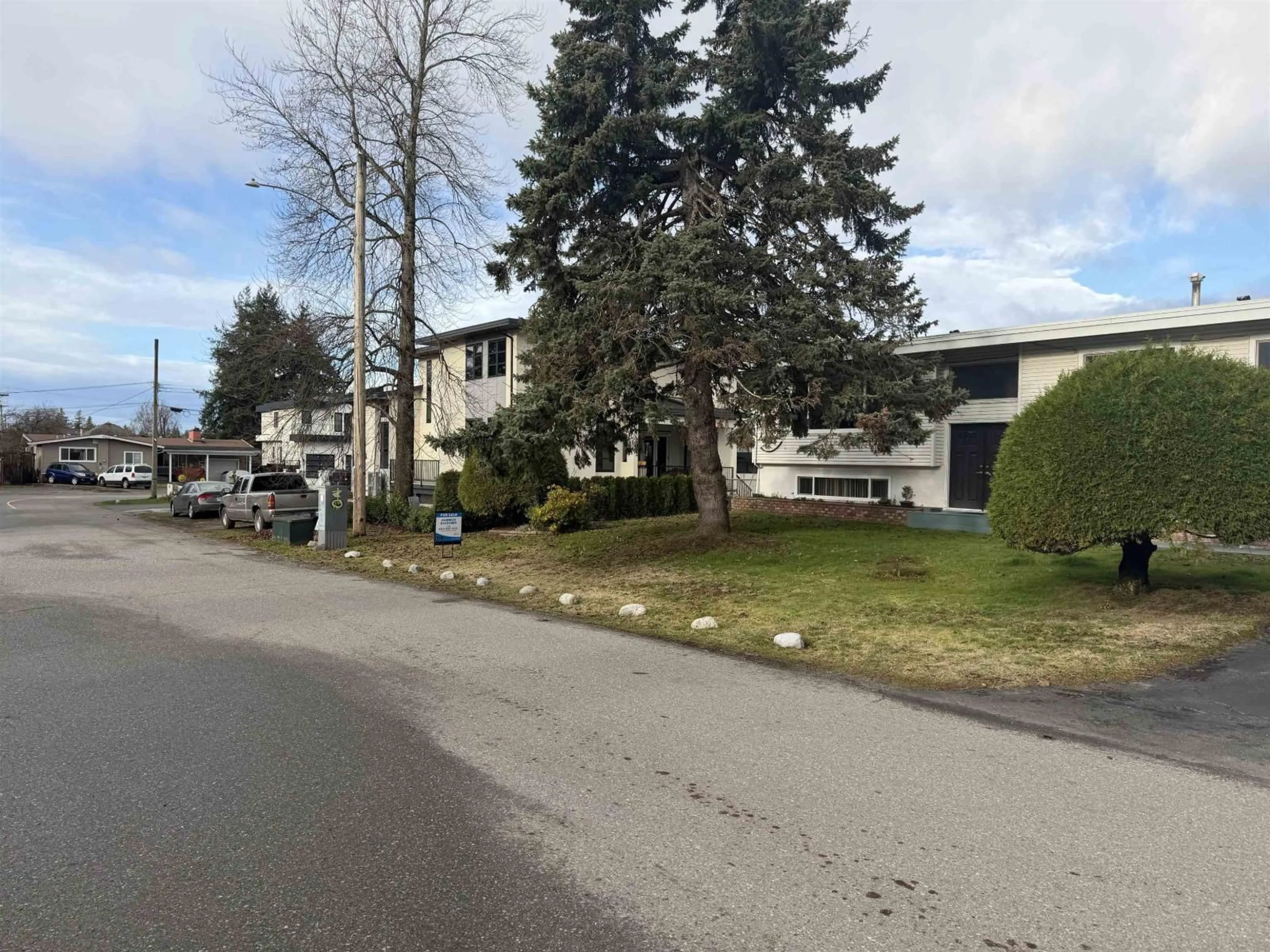 Unknown for 2449 ADELAIDE STREET, Abbotsford British Columbia V2T3L9