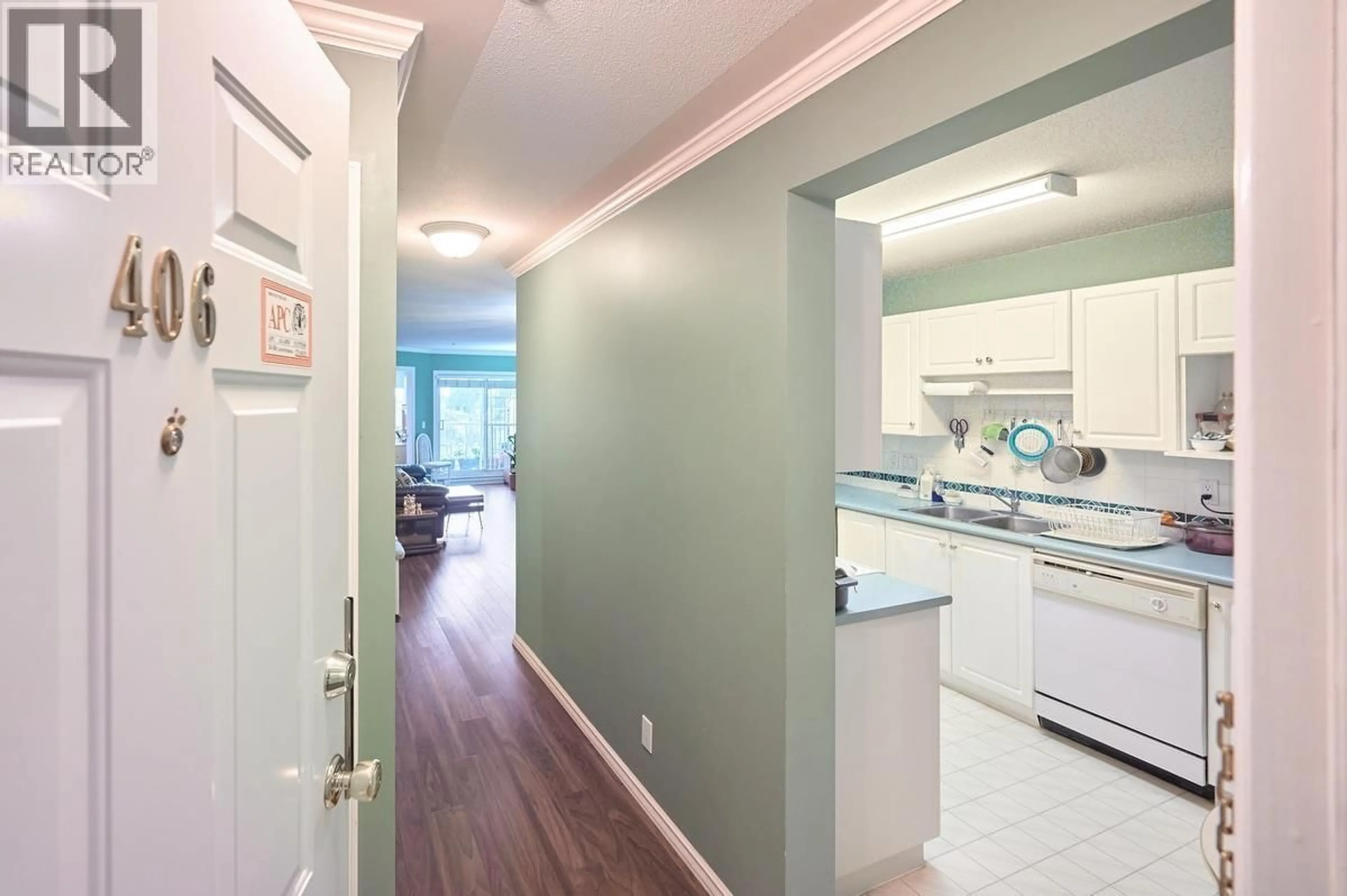 Unknown for 406 - 1958 47TH AVENUE, Vancouver British Columbia V5P3X5