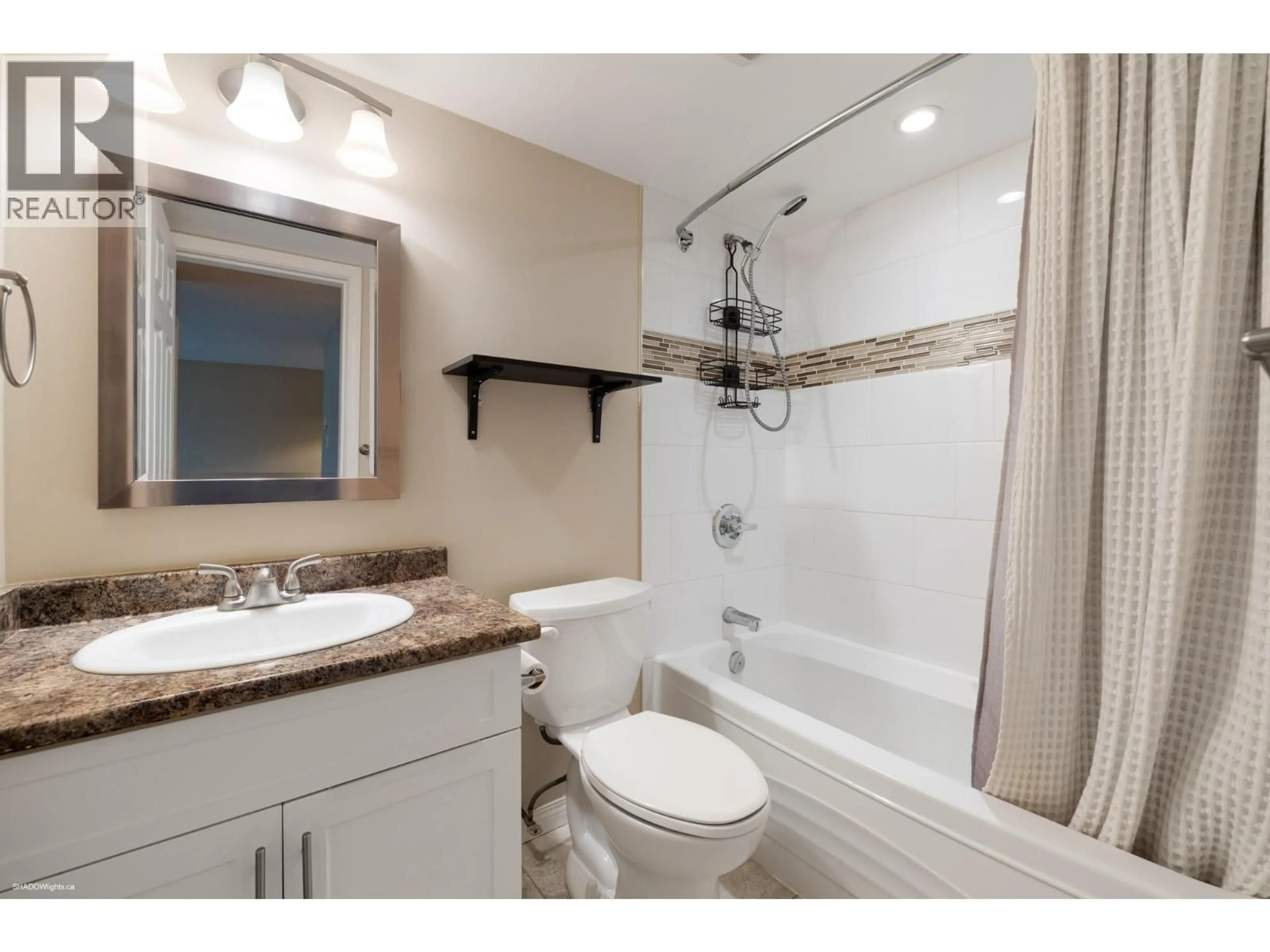 Standard bathroom, ceramic/tile floor for 210 - 8511 ACKROYD ROAD, Richmond British Columbia V6X3E7