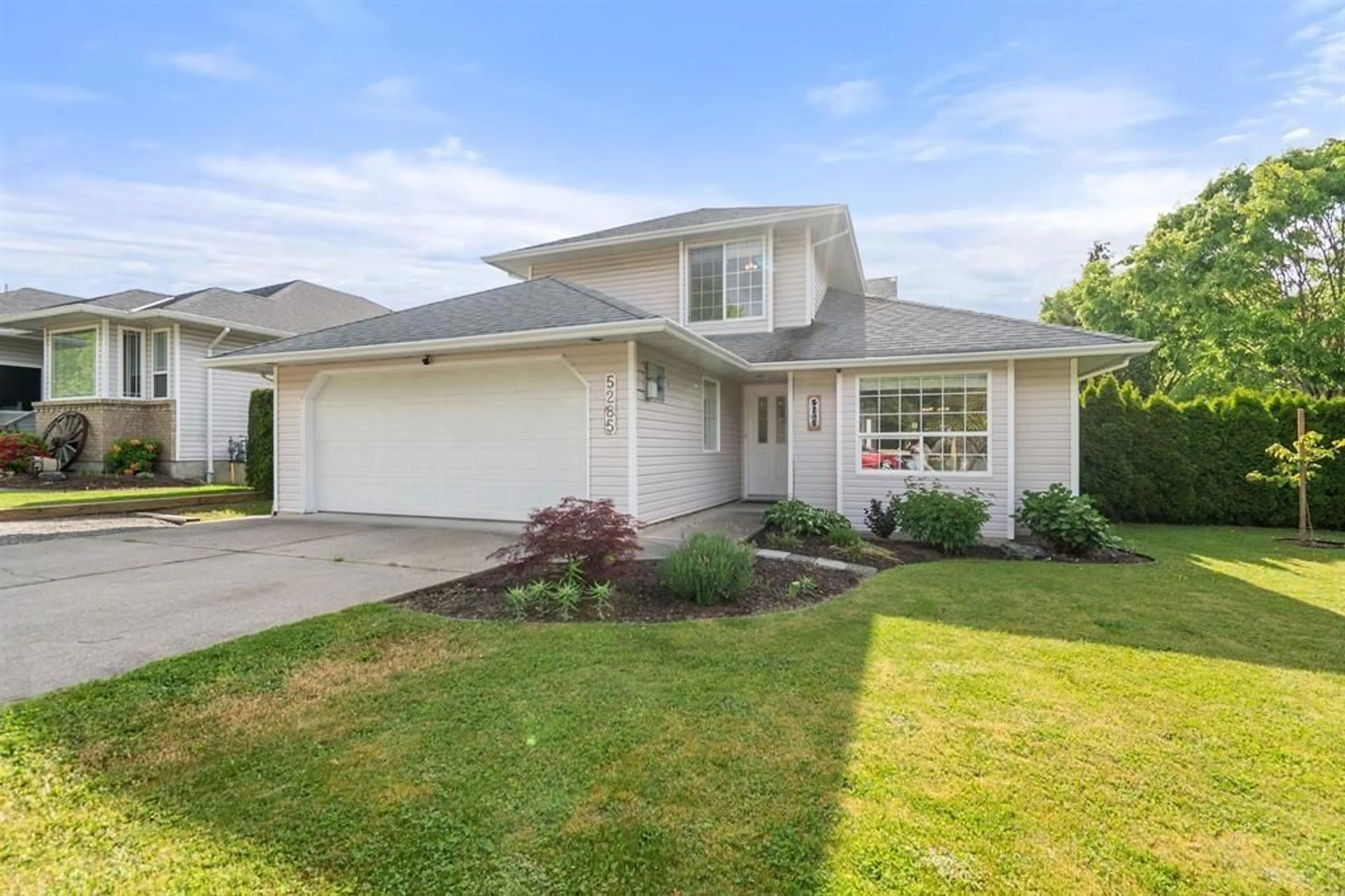 Home with vinyl exterior material, street for 5285 TESKEY ROAD, Chilliwack British Columbia V2R5M9