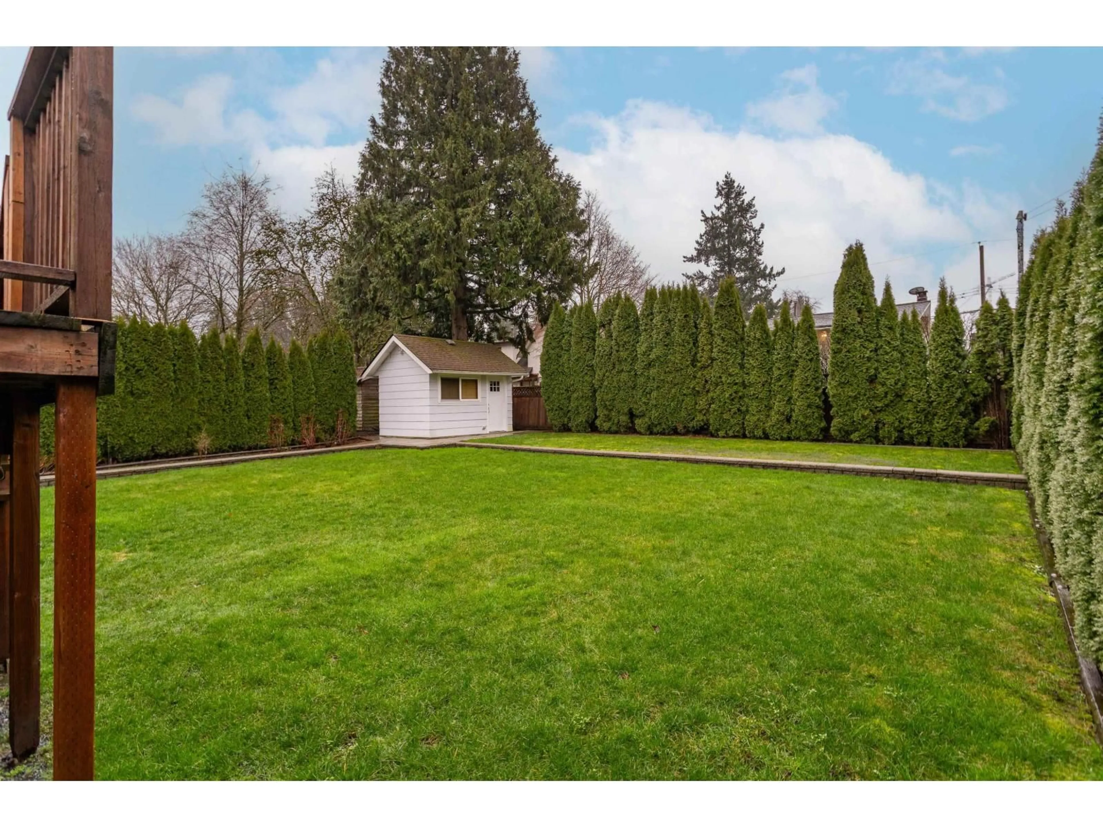 A pic from outside/outdoor area/front of a property/back of a property/a pic from drone, unknown for 10975 PARTRIDGE CRESCENT, Surrey British Columbia V3R5A9