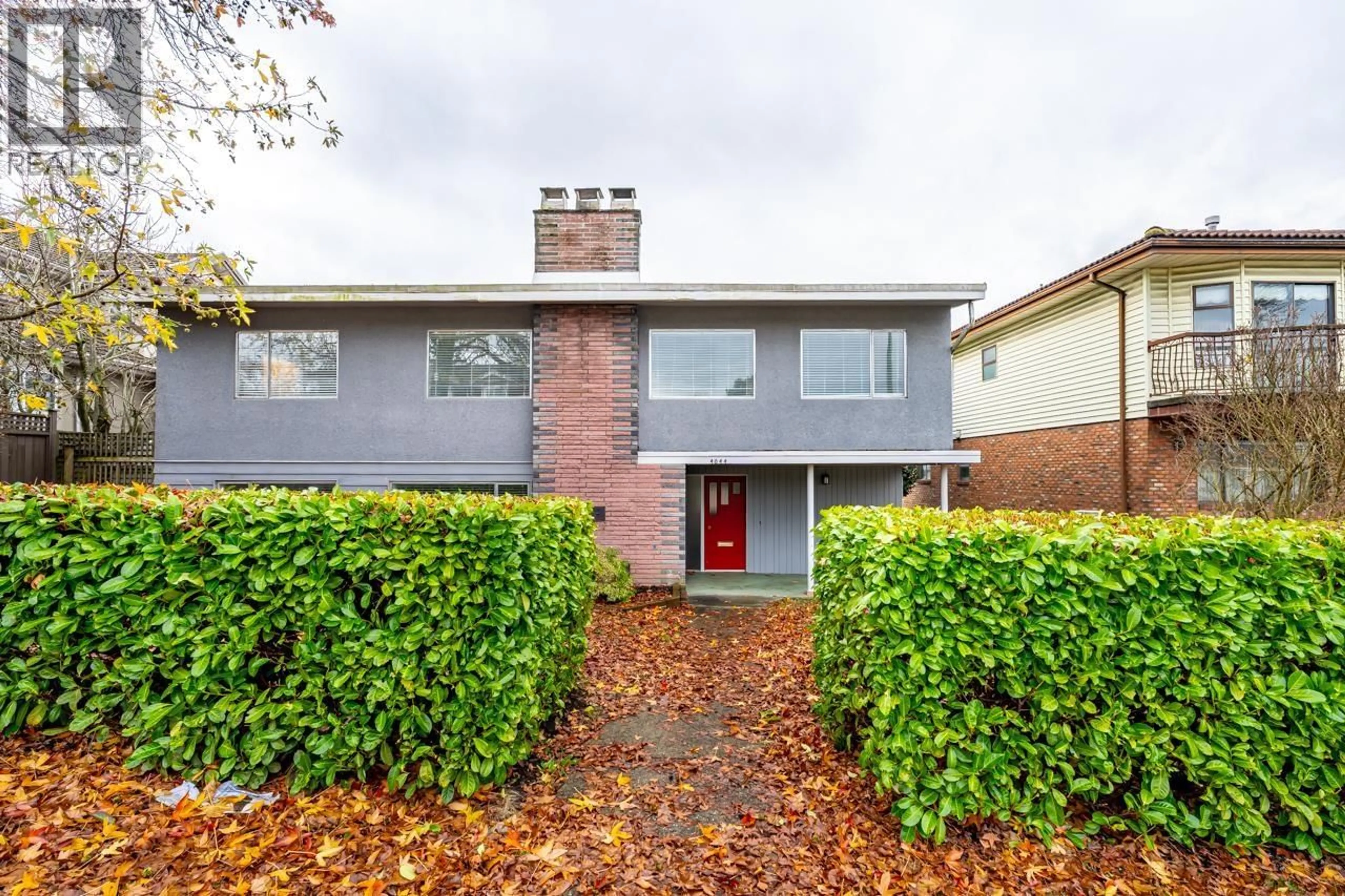 Home with brick exterior material, street for 4044 PARKER STREET, Burnaby British Columbia V5C3B9