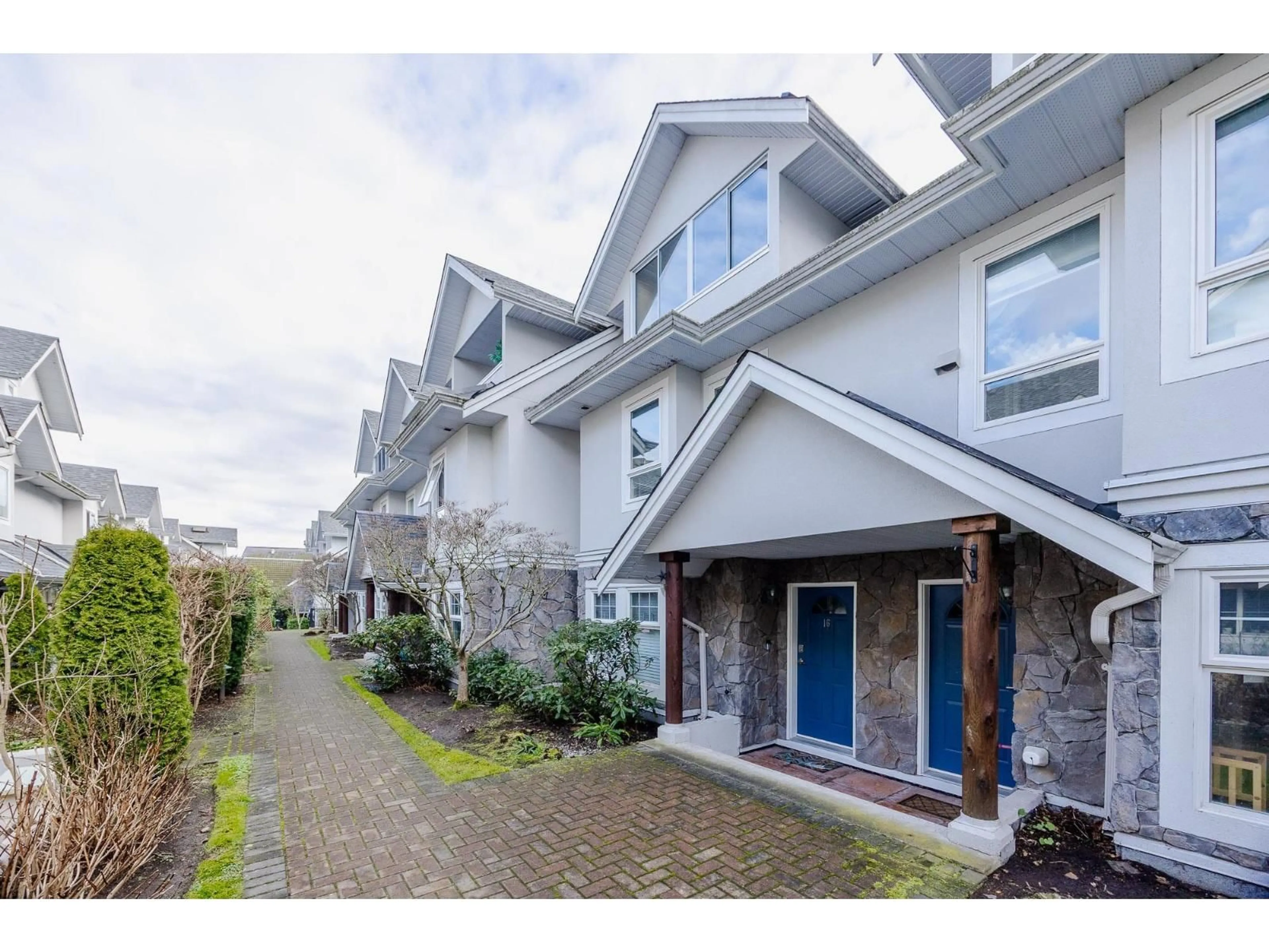 Unknown for 16 - 15432 16A AVENUE, Surrey British Columbia V4A1T3