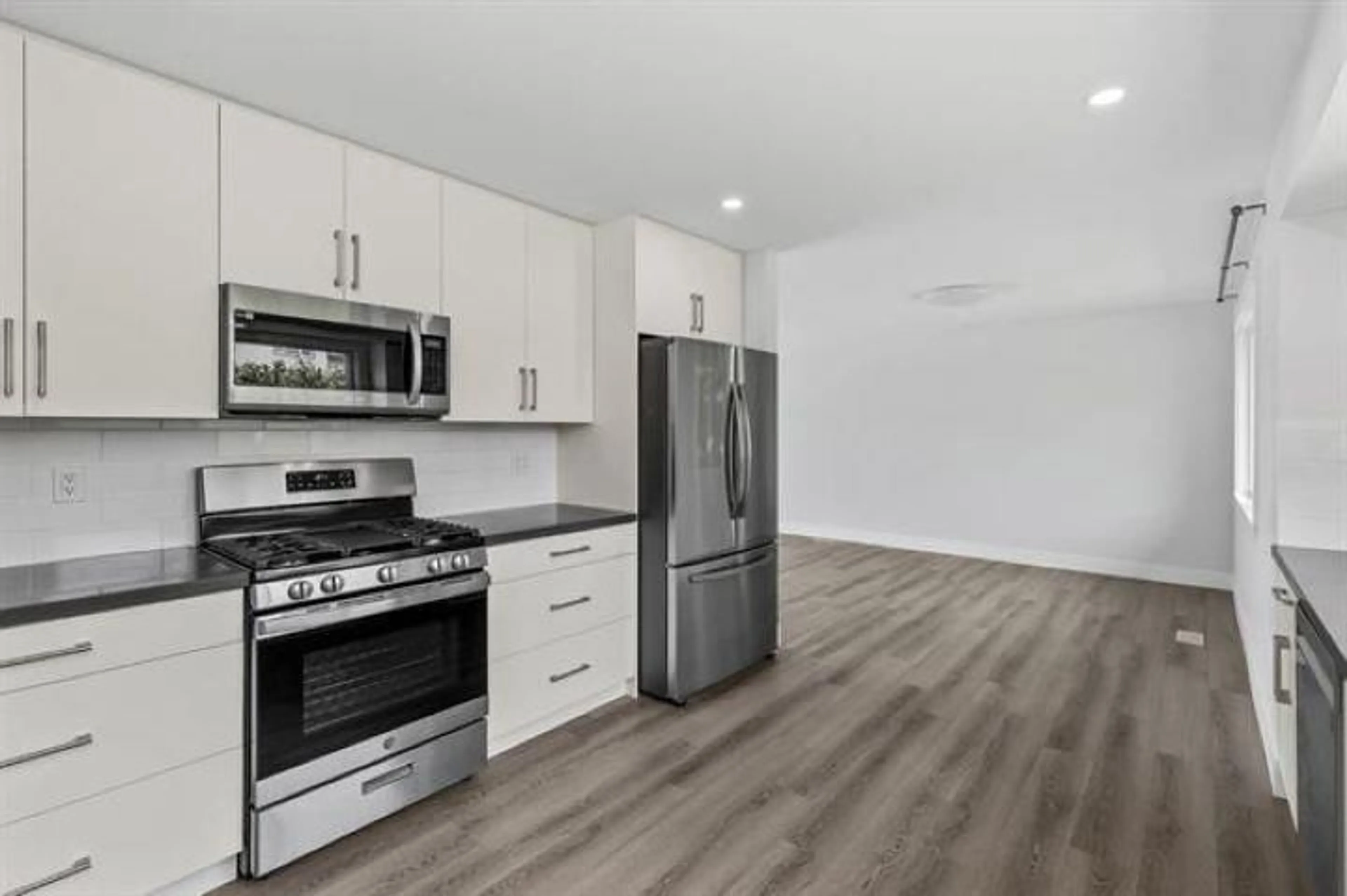 Unknown for 33686 5A AVENUE, Mission British Columbia V2V1X4