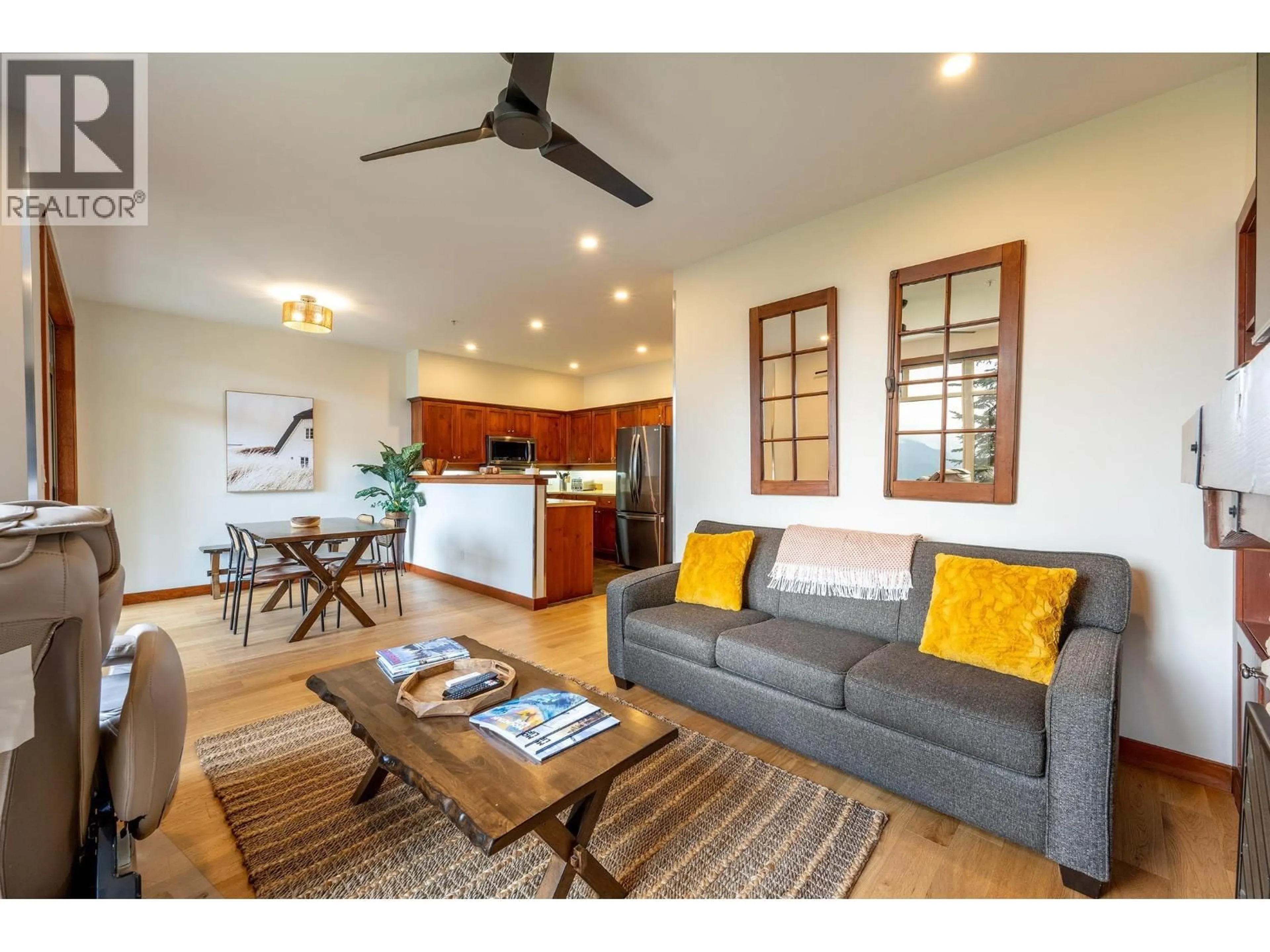 Living room with furniture, wood/laminate floor for 4 - 2301 TALUSWOOD PLACE, Whistler British Columbia V8E0P8