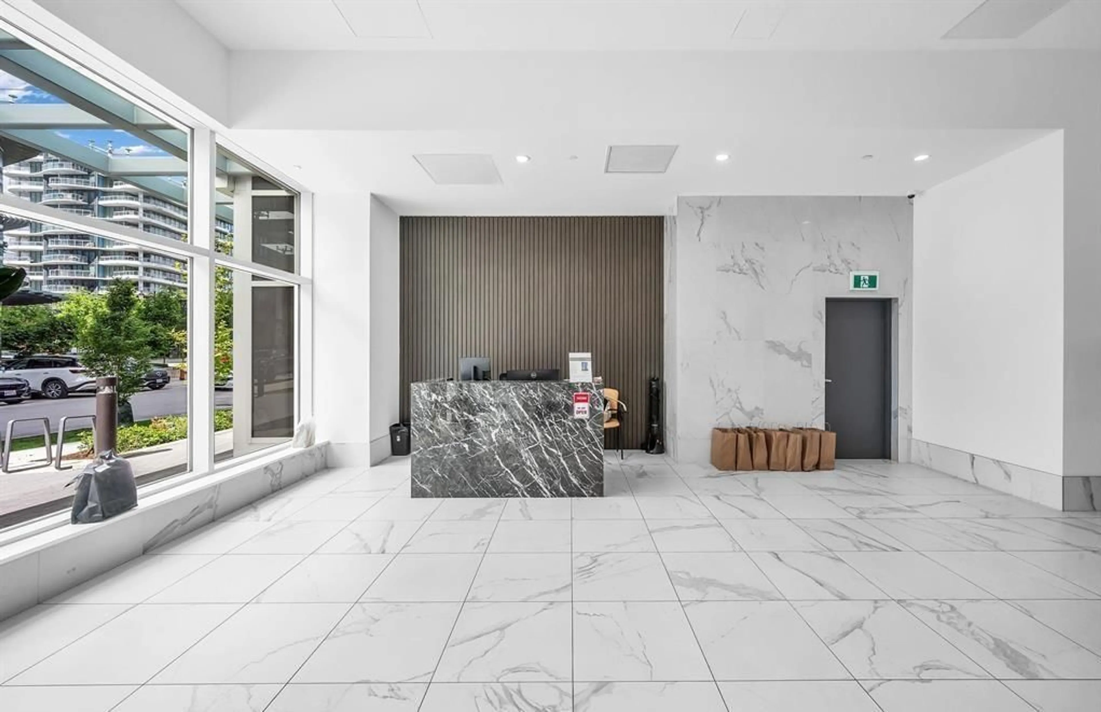 Lobby for 2904 - 13350 CENTRAL AVENUE, Surrey British Columbia V3T0S1