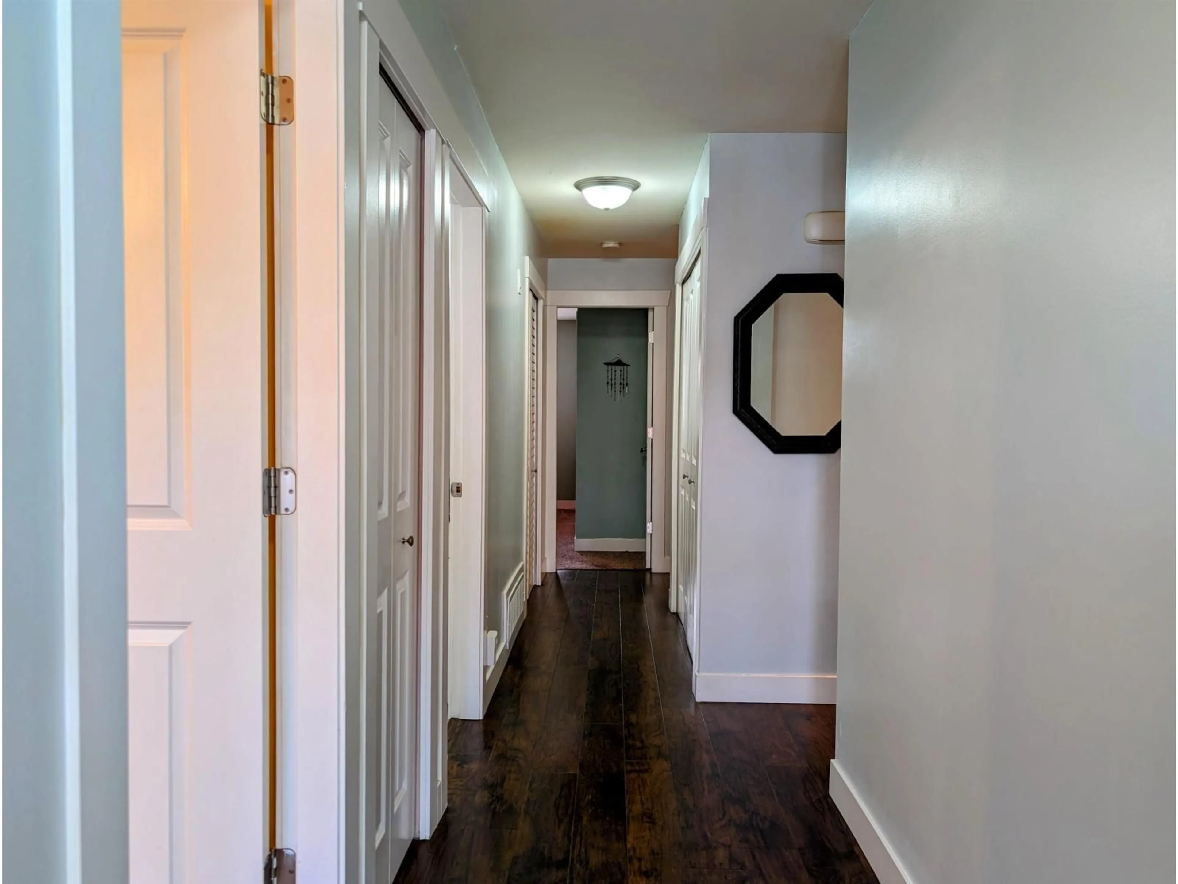 Indoor entryway for 163 - 7610 EVANS ROAD, Chilliwack British Columbia V2R2Z5