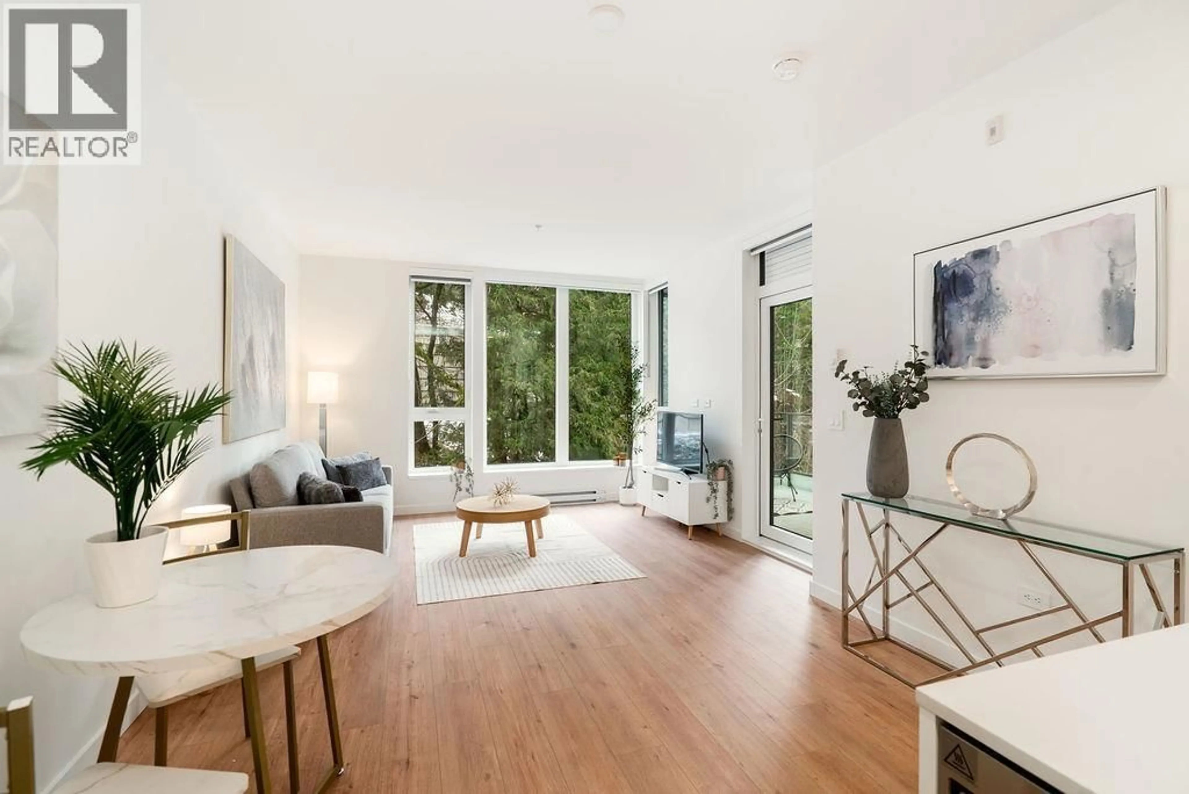 Living room with furniture, unknown for 406 - 1504 SCOTT CRESCENT, Squamish British Columbia V0N1G0