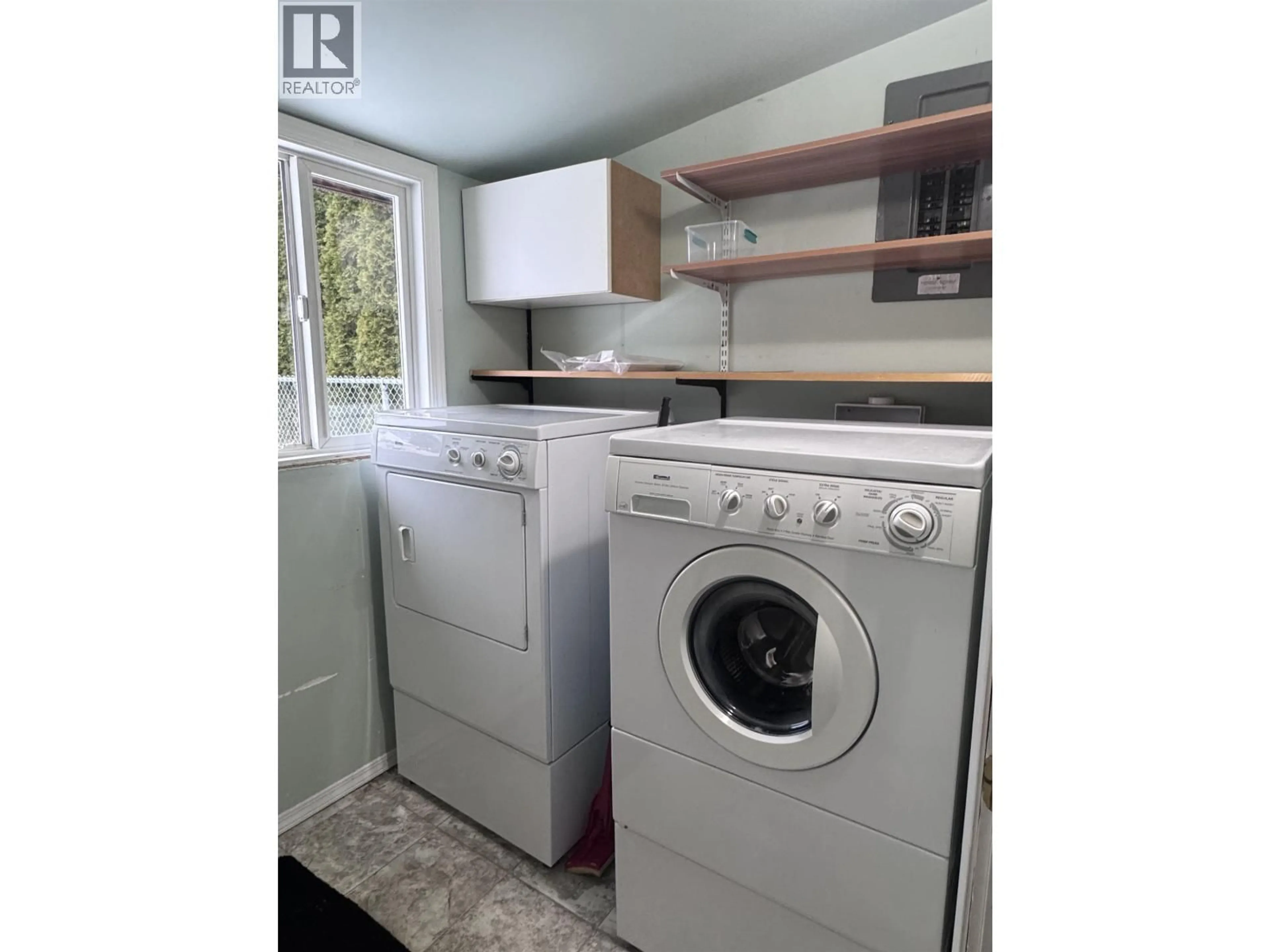 Laundry room for 4711 HAMER AVENUE, Terrace British Columbia V8G2E2