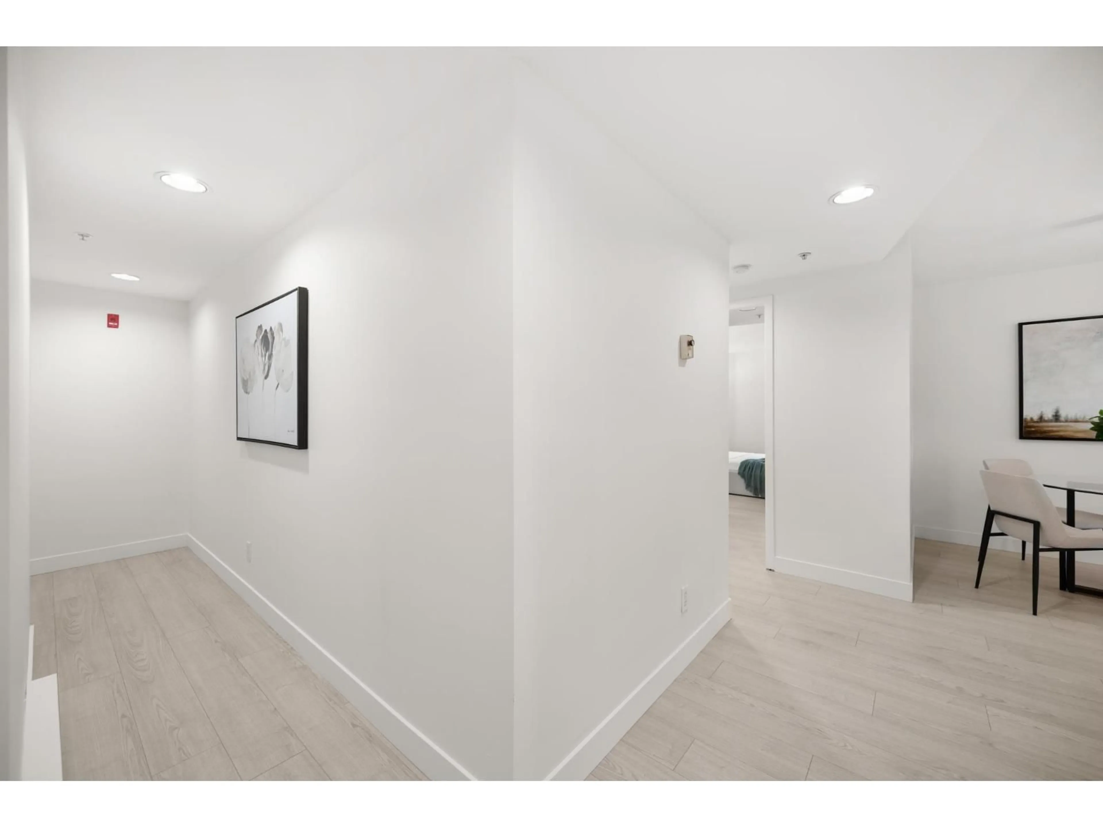 A pic of a room for 103 - 9962 148 STREET, Surrey British Columbia V3R0P9