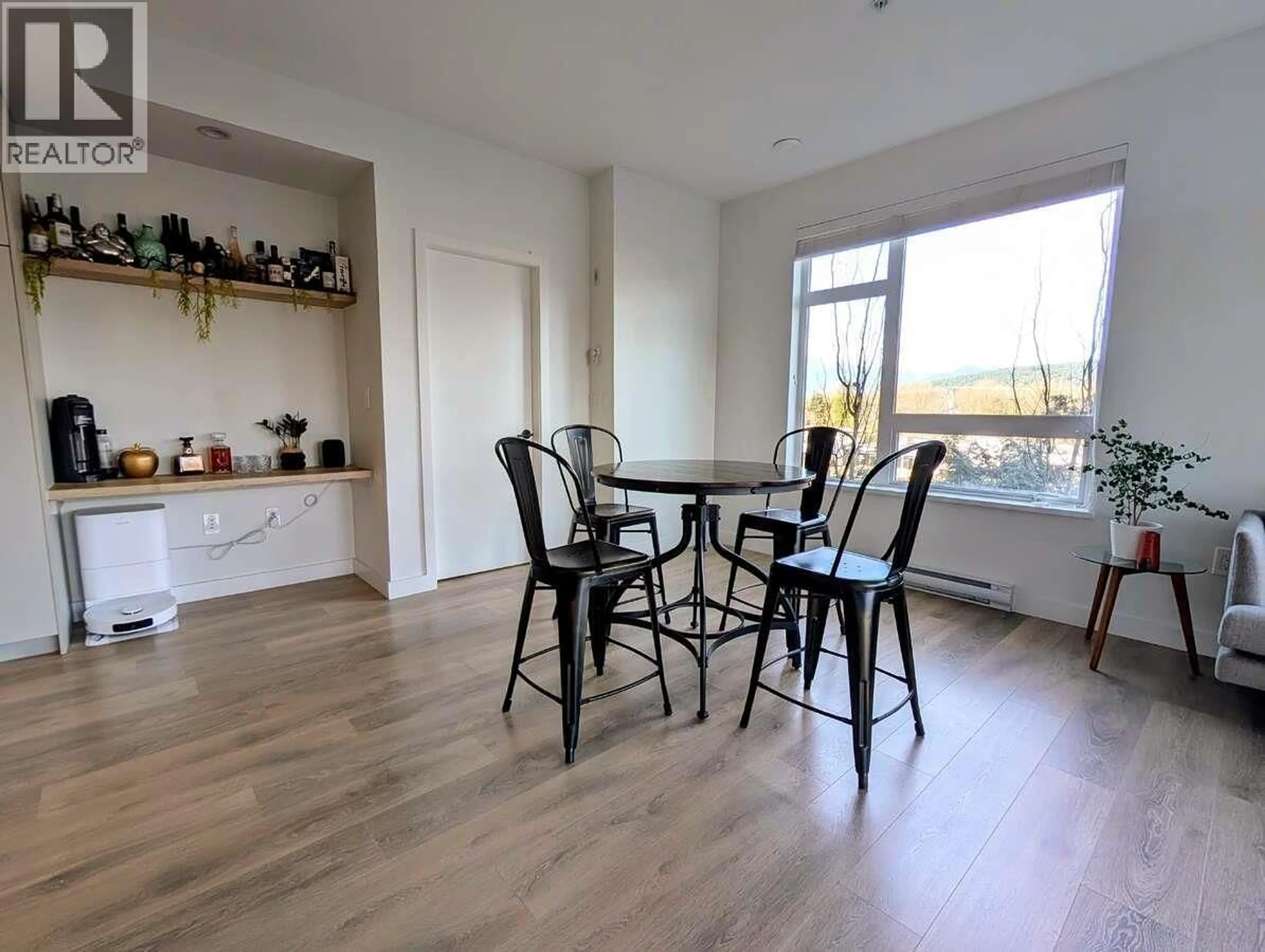 Dining room, wood/laminate floor for 316 - 3038 ST GEORGE STREET, Port Moody British Columbia V3H0L3