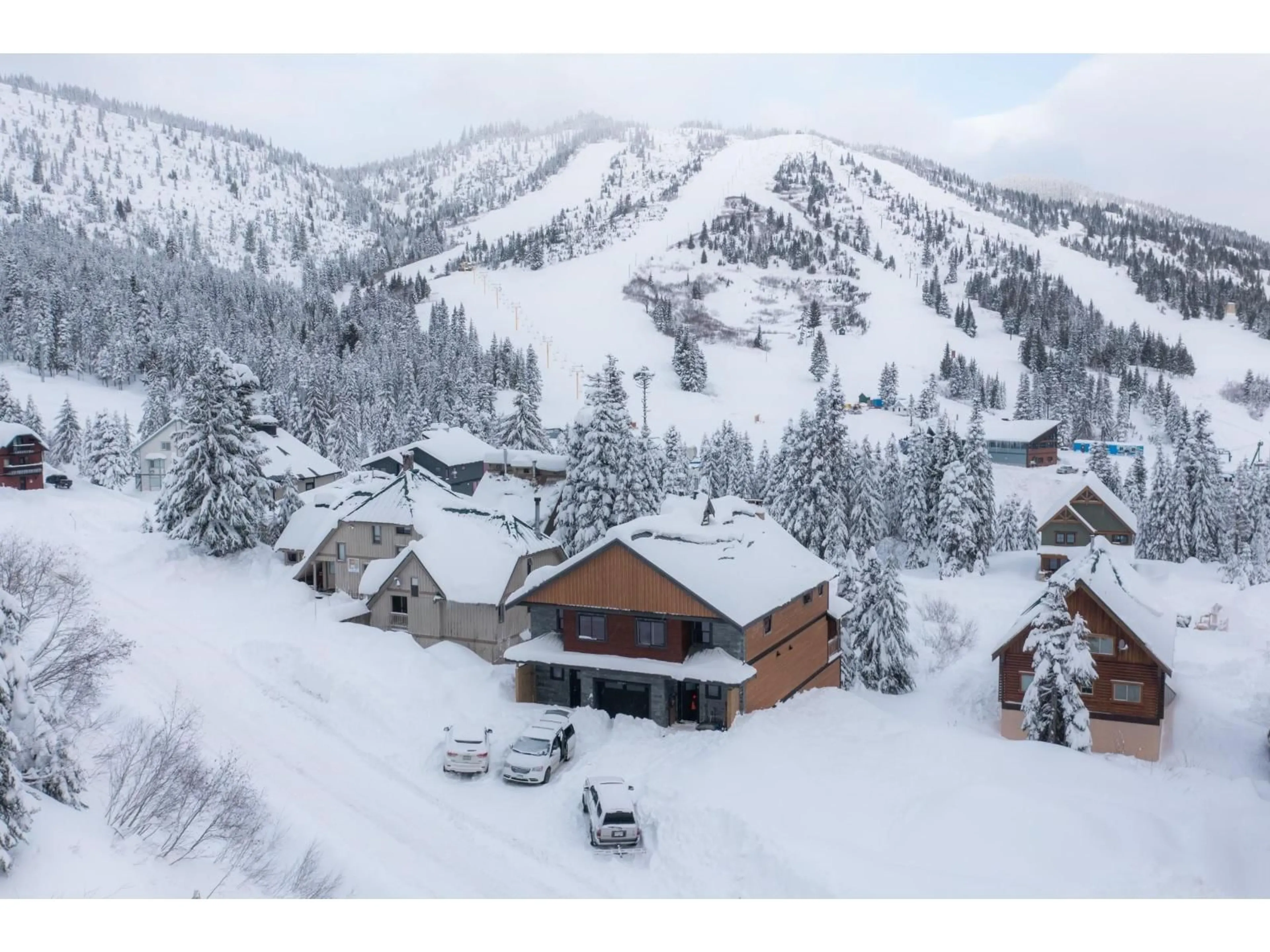 A pic from outside/outdoor area/front of a property/back of a property/a pic from drone, mountain view for 2 - 20921 SNOWFLAKE CRESCENT, Mission British Columbia V0M1A1