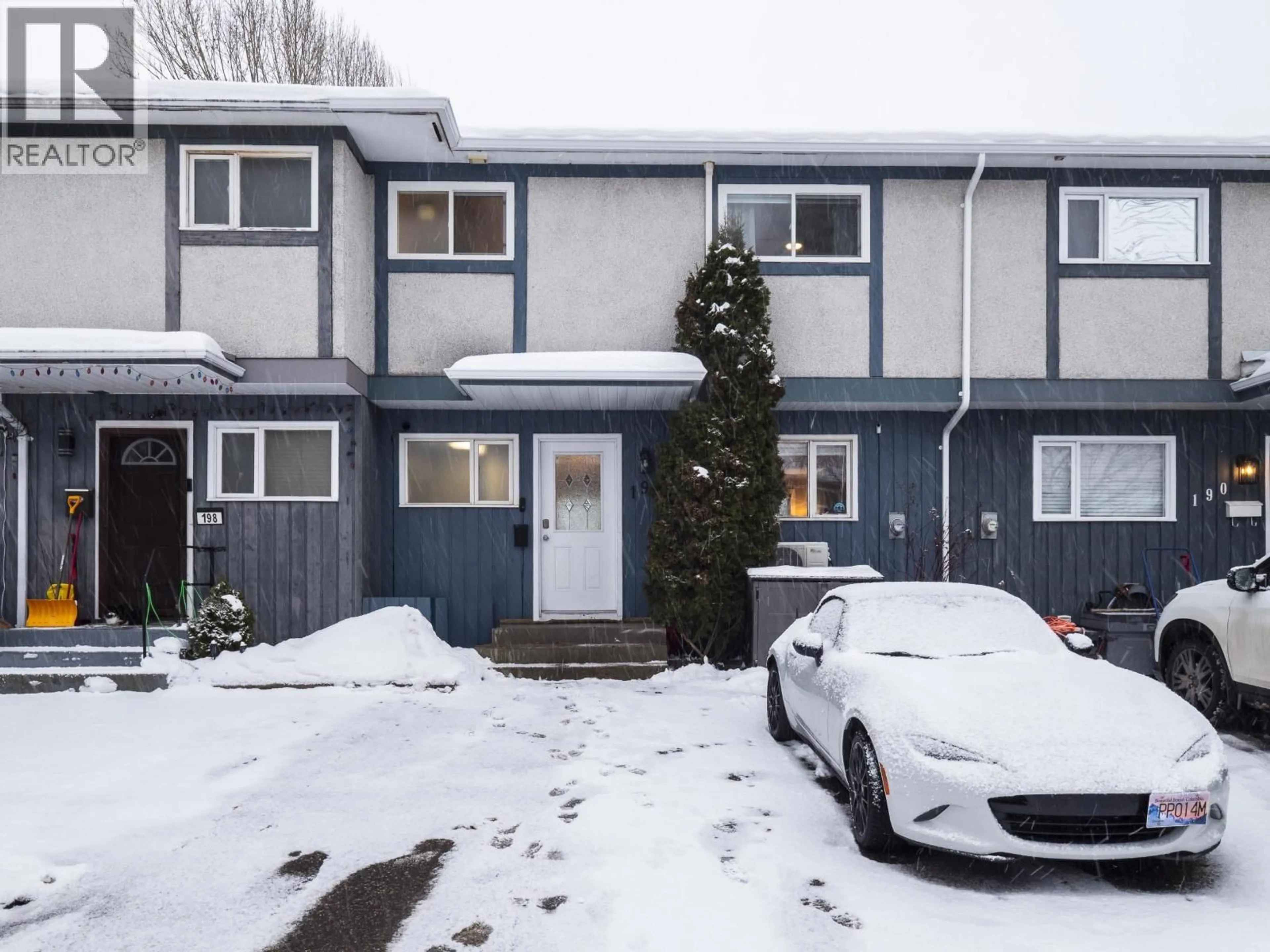 A pic from outside/outdoor area/front of a property/back of a property/a pic from drone, street for 194 MCEACHERN PLACE, Prince George British Columbia V2M5N7